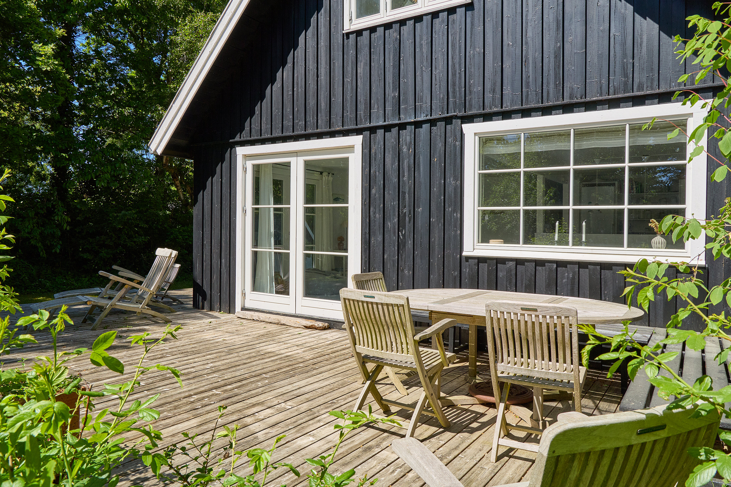 Fremhævet terrasse billede i fuldskærmstilstand. Billede af N P Nielsens Vej 13, 3220 Tisvildeleje