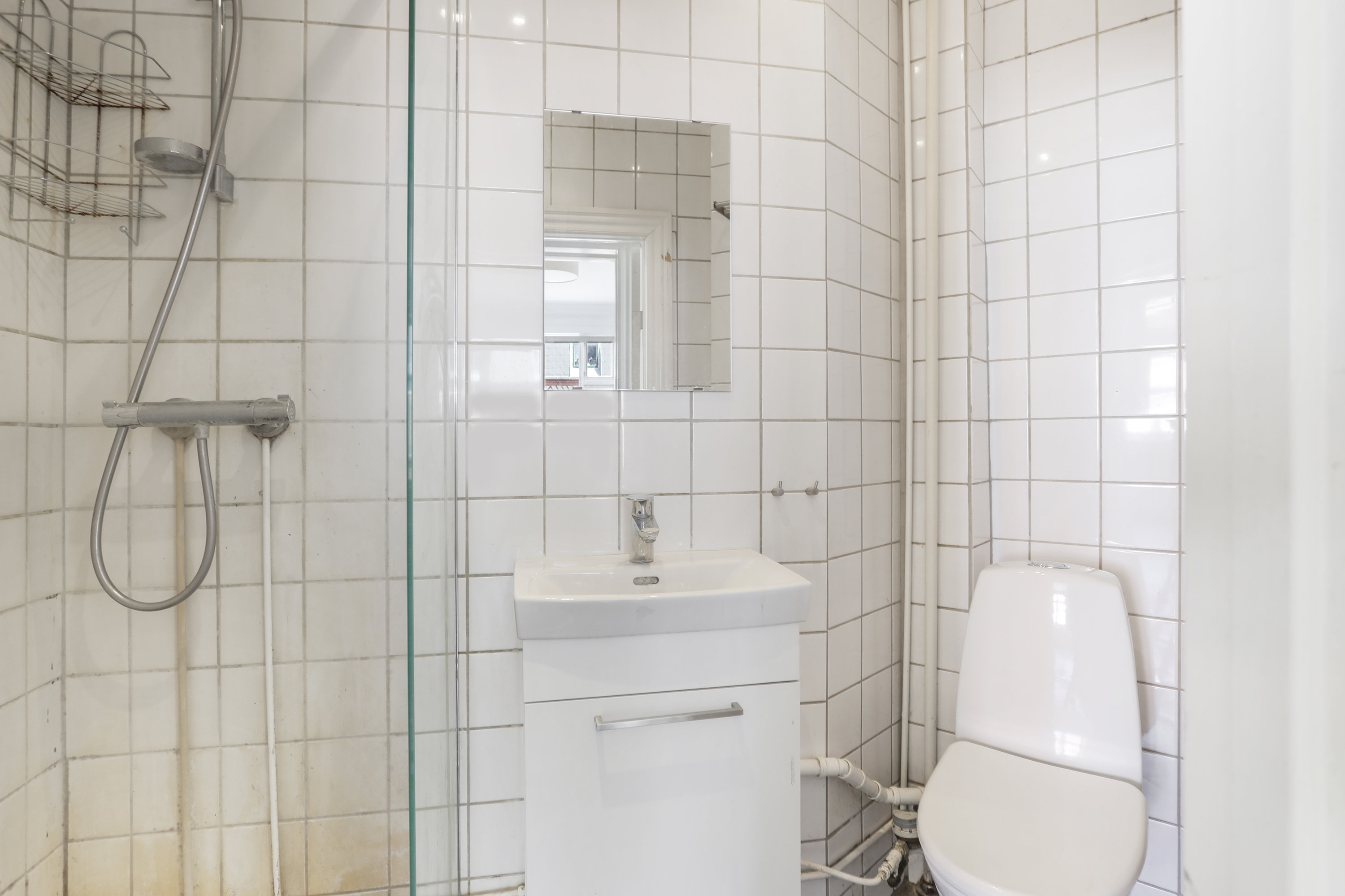 Fremhævet badeværelse billede i fuldskærmstilstand. Billede af Vermlandsgade 81, 4. th., 2300 København S