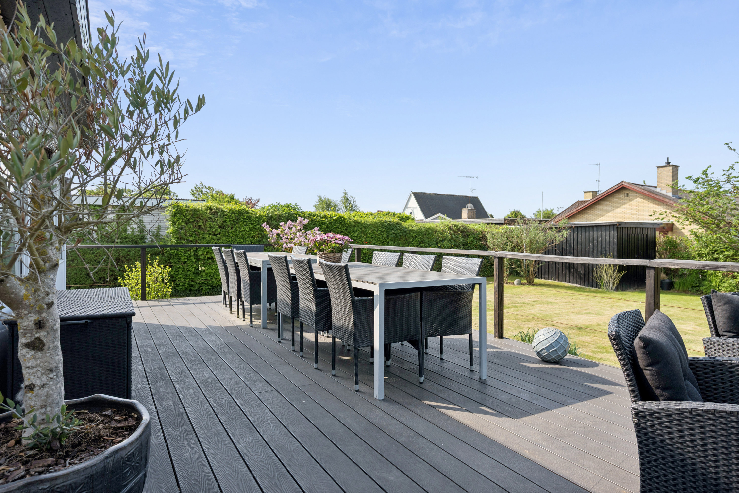 Fremhævet terrasse billede i fuldskærmstilstand. Billede af Kamdalen 29, 2730 Herlev