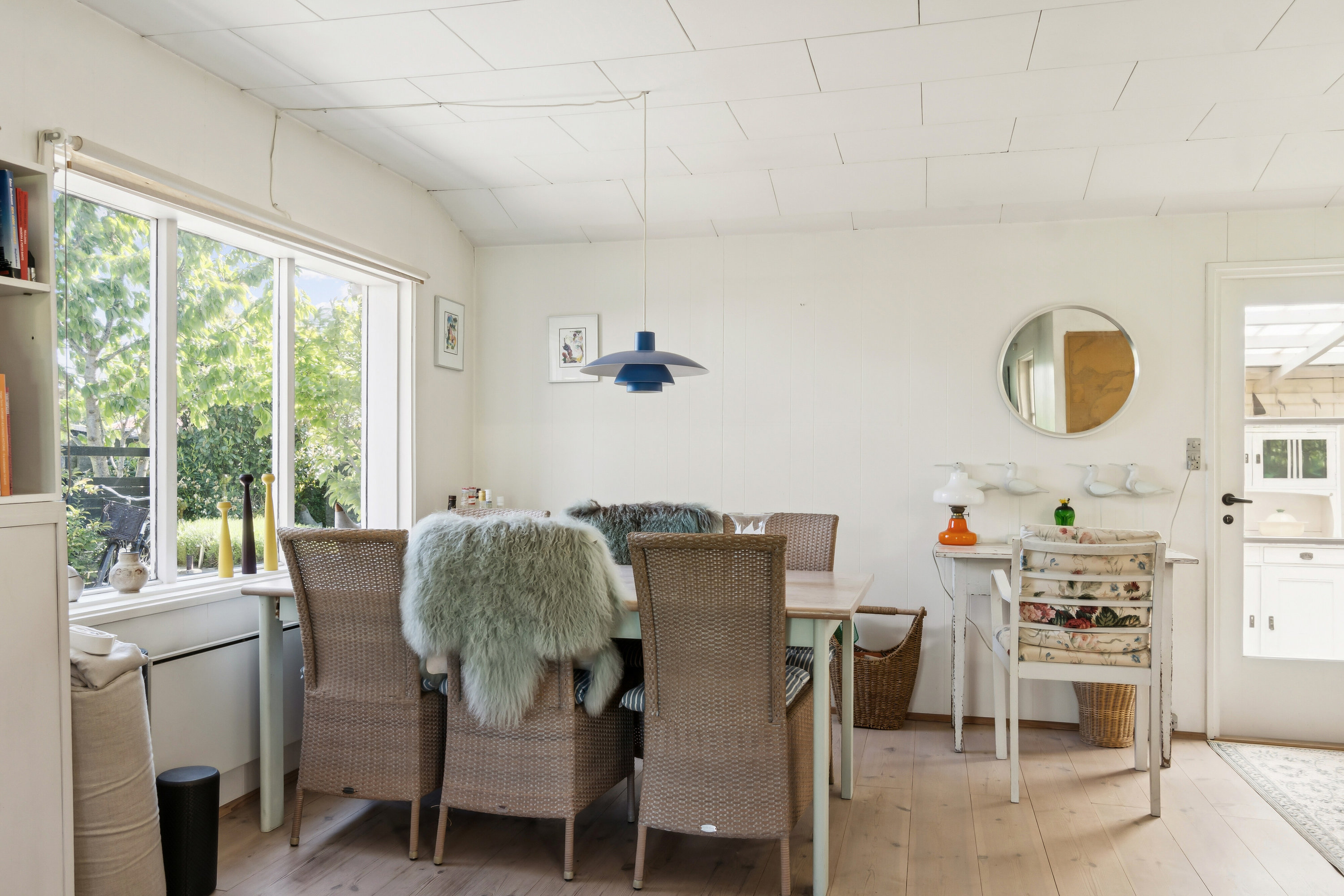 Fremhævet spisestue billede i fuldskærmstilstand. Billede af Skovsangervej 8, St Kongsmark, 4200 Slagelse