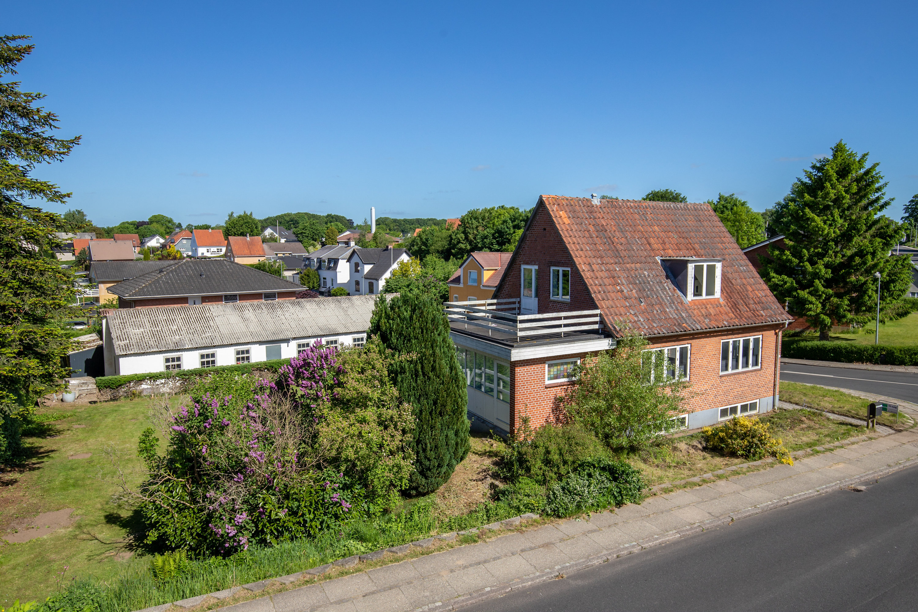 Fremhævet mastefoto billede i fuldskærmstilstand. Billede af Frederiksberggade 12, 6640 Lunderskov