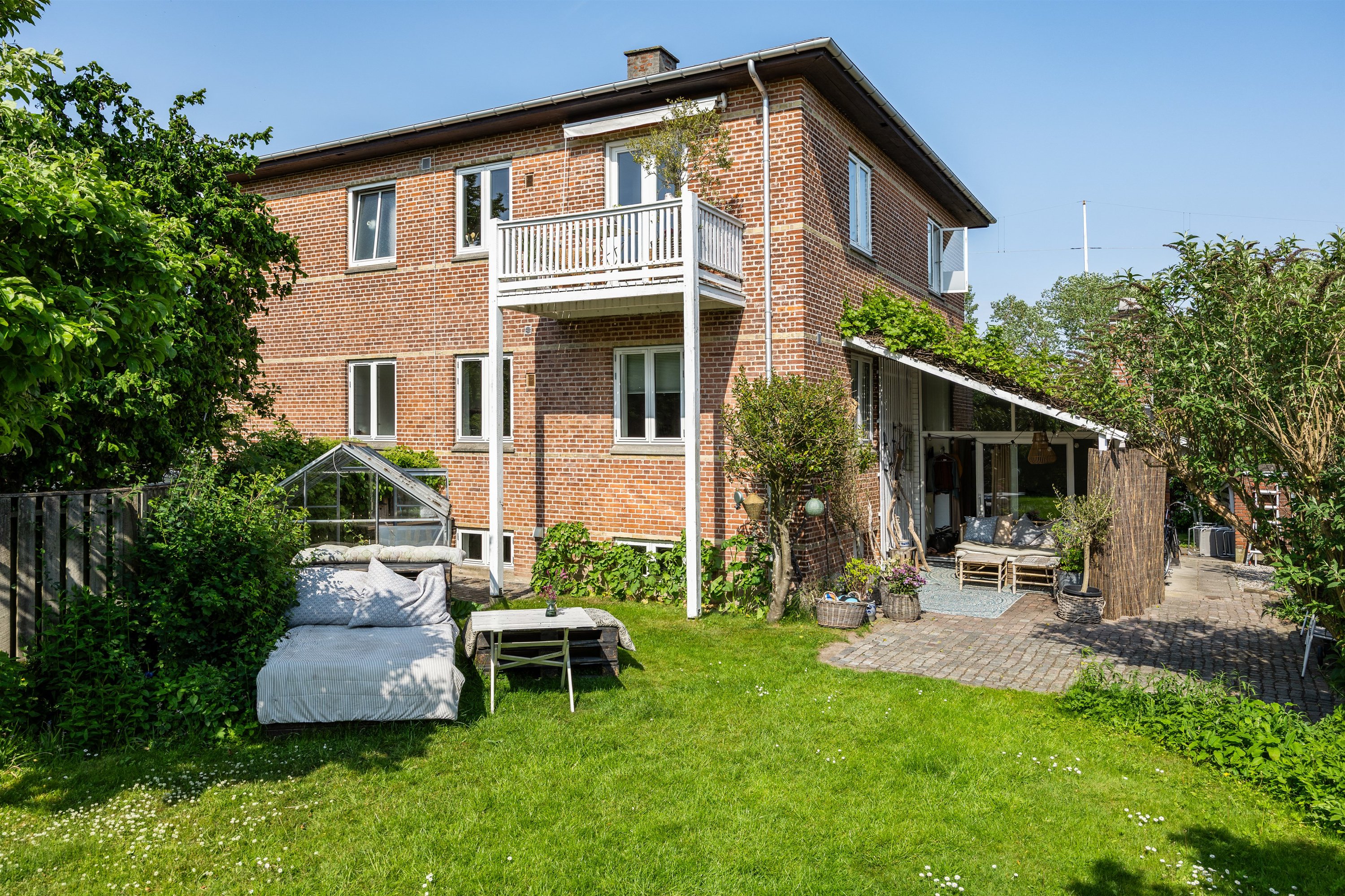 Fremhævet andet billede i fuldskærmstilstand. Billede af Sønderbakken 1, st., 2820 Gentofte