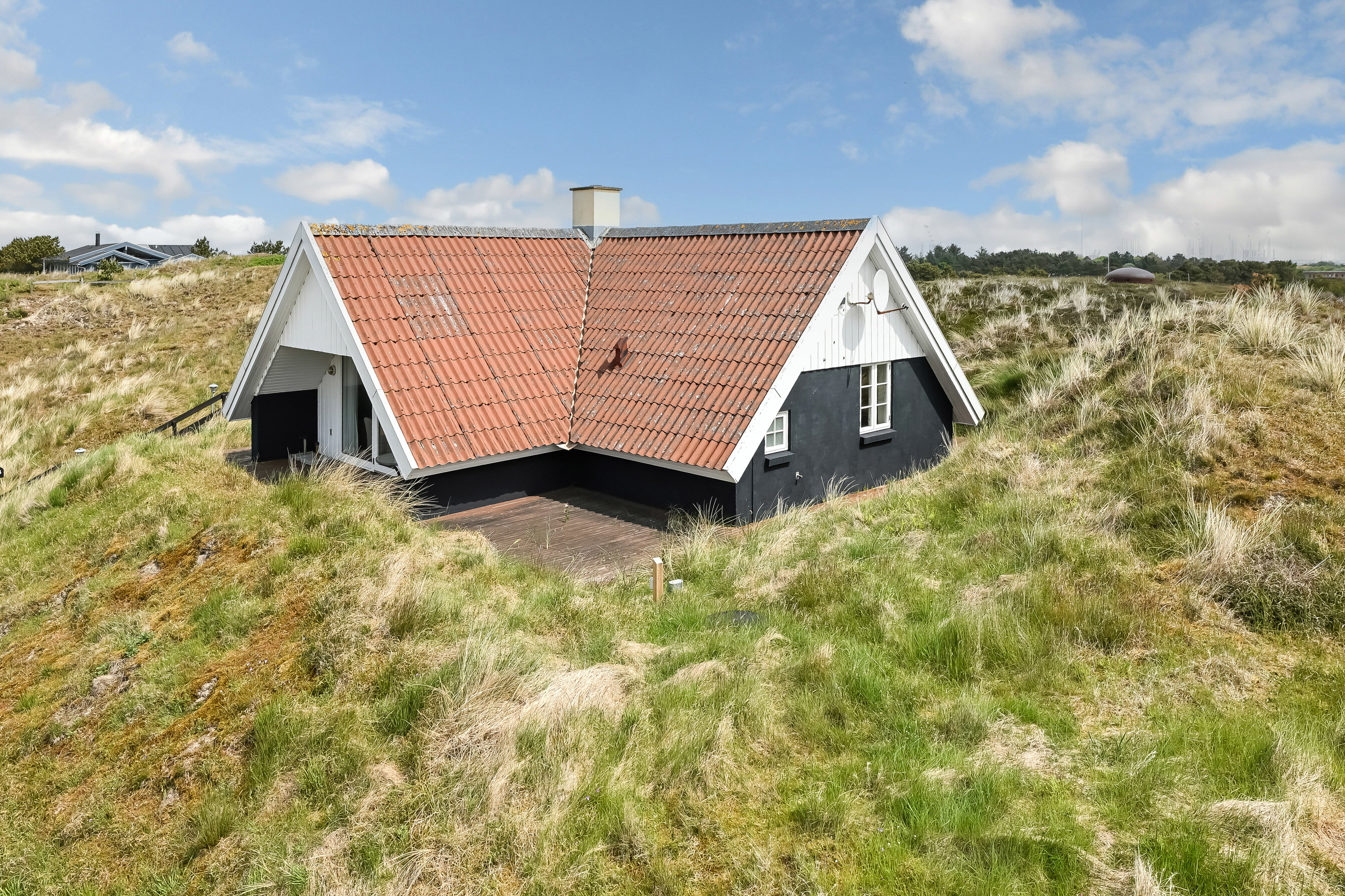 Fremhævet ejendommen billede i fuldskærmstilstand. Billede af Norges Fjelde 44, Fanø Bad, 6720 Fanø