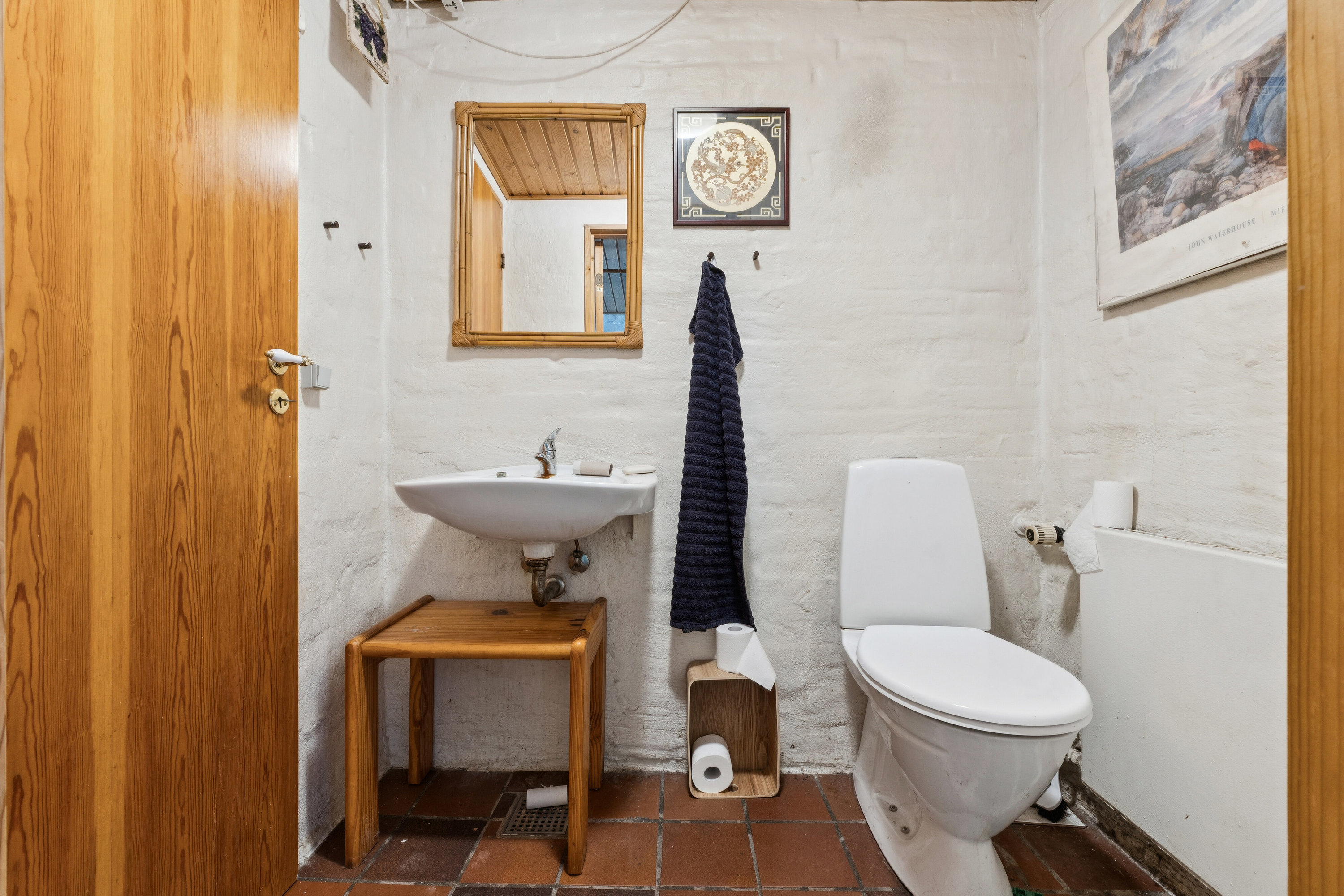 Fremhævet toilet billede i fuldskærmstilstand. Billede af Pederstrupvej 25, Pederstrup, 5900 Rudkøbing
