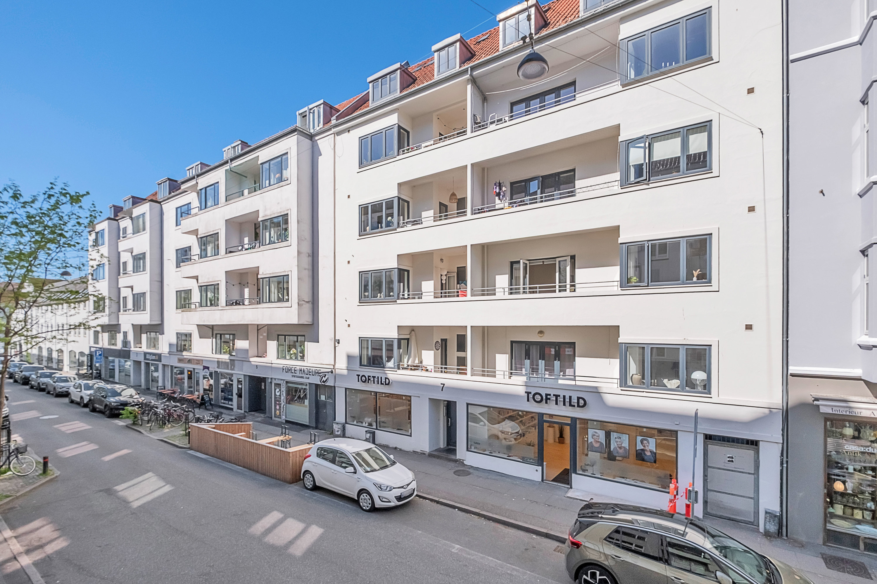 Fremhævet facade billede i fuldskærmstilstand. Billede af Borggade 7, 2. tv., 8000 Aarhus C