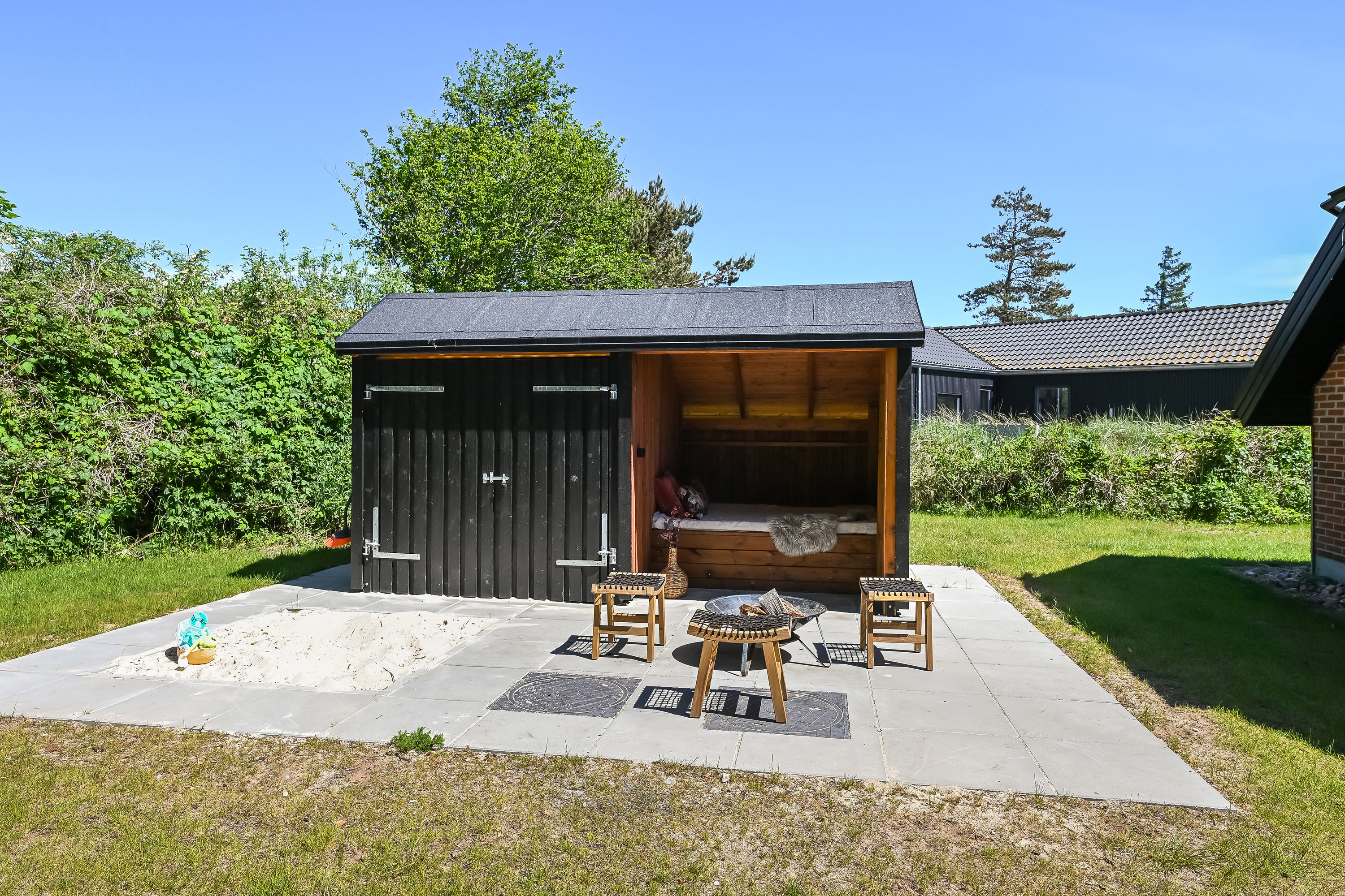 Fremhævet terrasse billede i fuldskærmstilstand. Billede af Bjergbovej 16, 6857 Blåvand