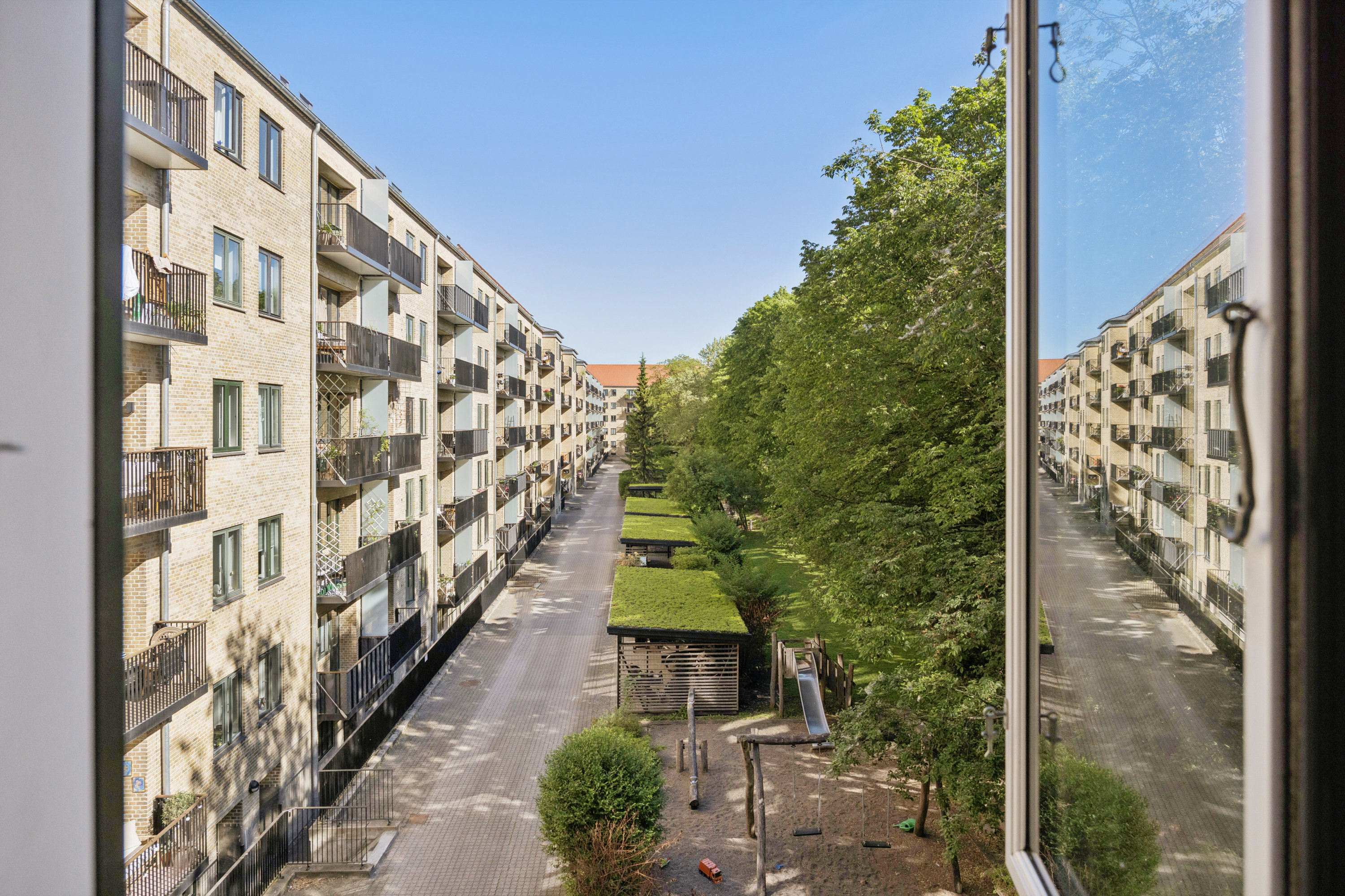 Fremhævet altan billede i fuldskærmstilstand. Billede af Kronprinsesse Sofies Vej 43, 2. th., 2000 Frederiksberg