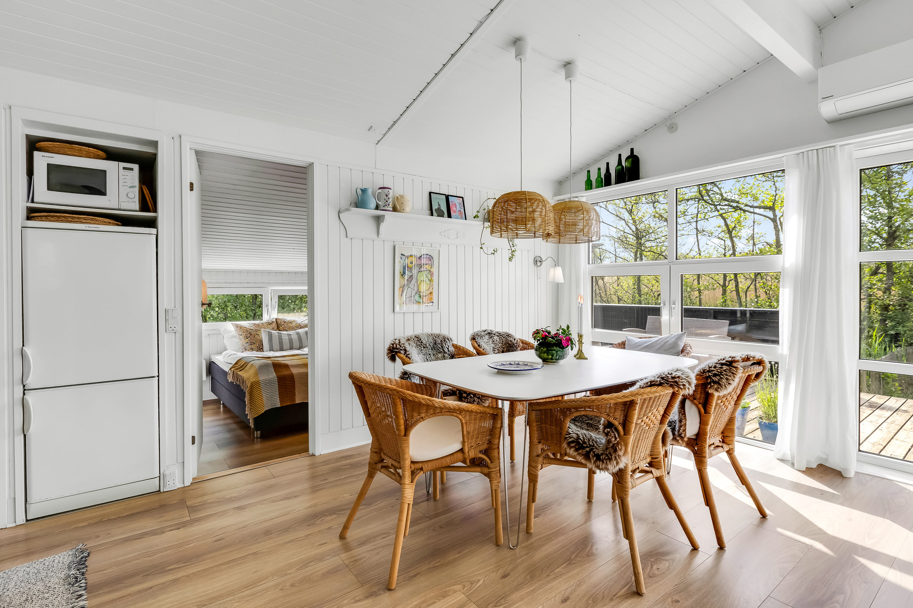 Fremhævet stue billede i fuldskærmstilstand. Billede af Engdraget 26, Rindby Strand, 6720 Fanø