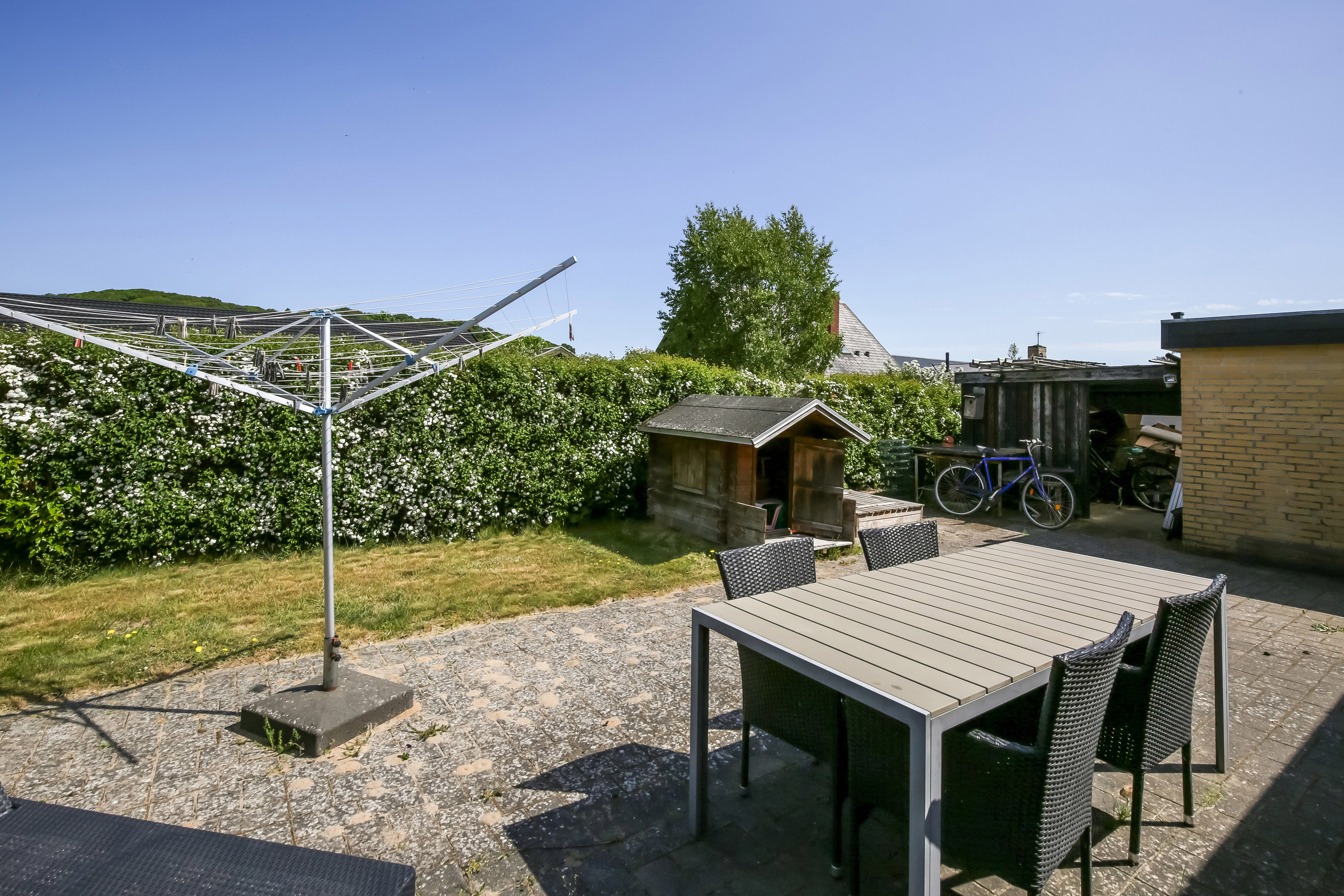 Fremhævet terrasse billede i fuldskærmstilstand. Billede af Østervangs Alle 25, 8963 Auning