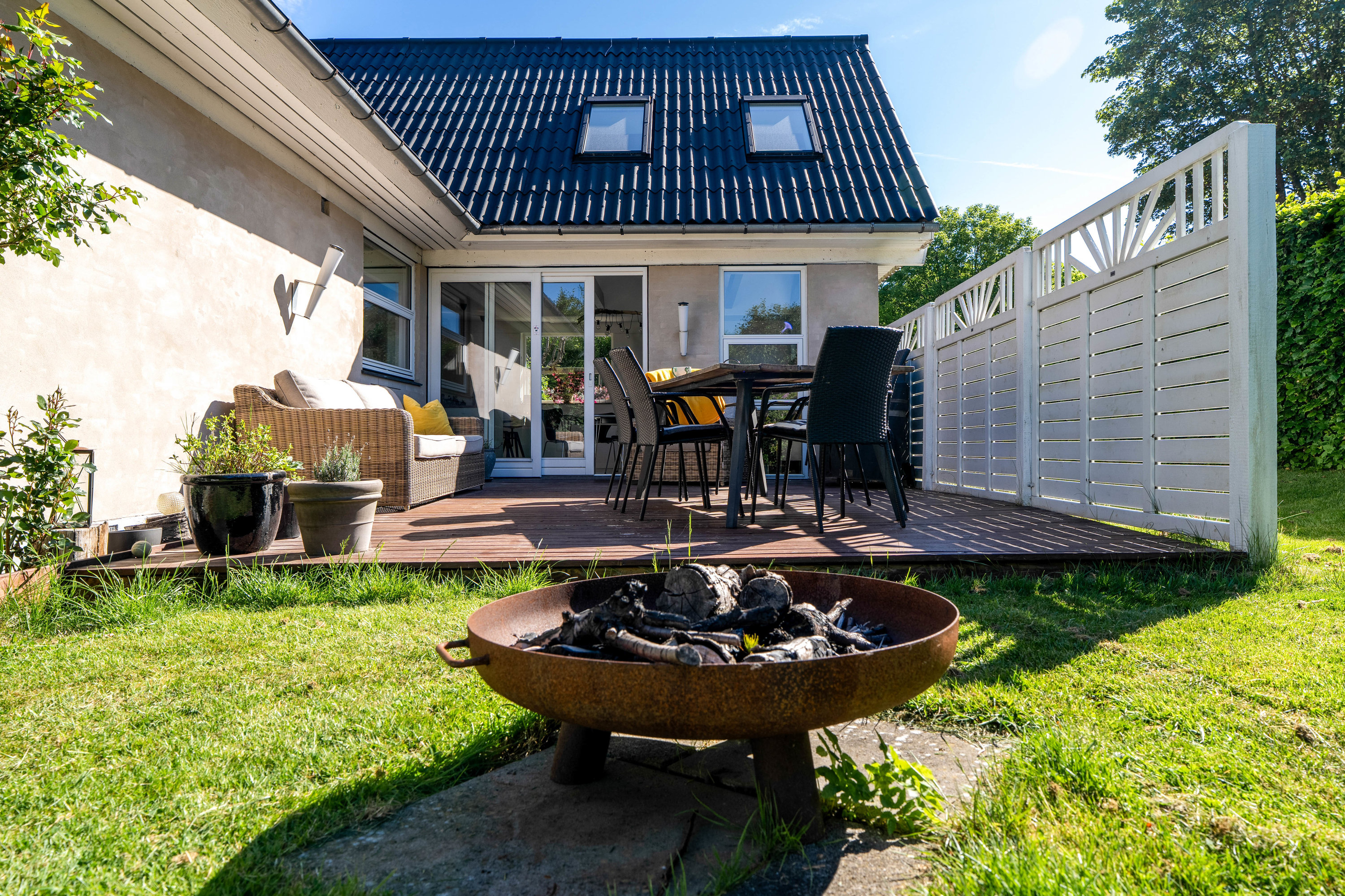 Fremhævet overdækket terrasse billede i fuldskærmstilstand. Billede af Kongens Vænge 171, 3400 Hillerød