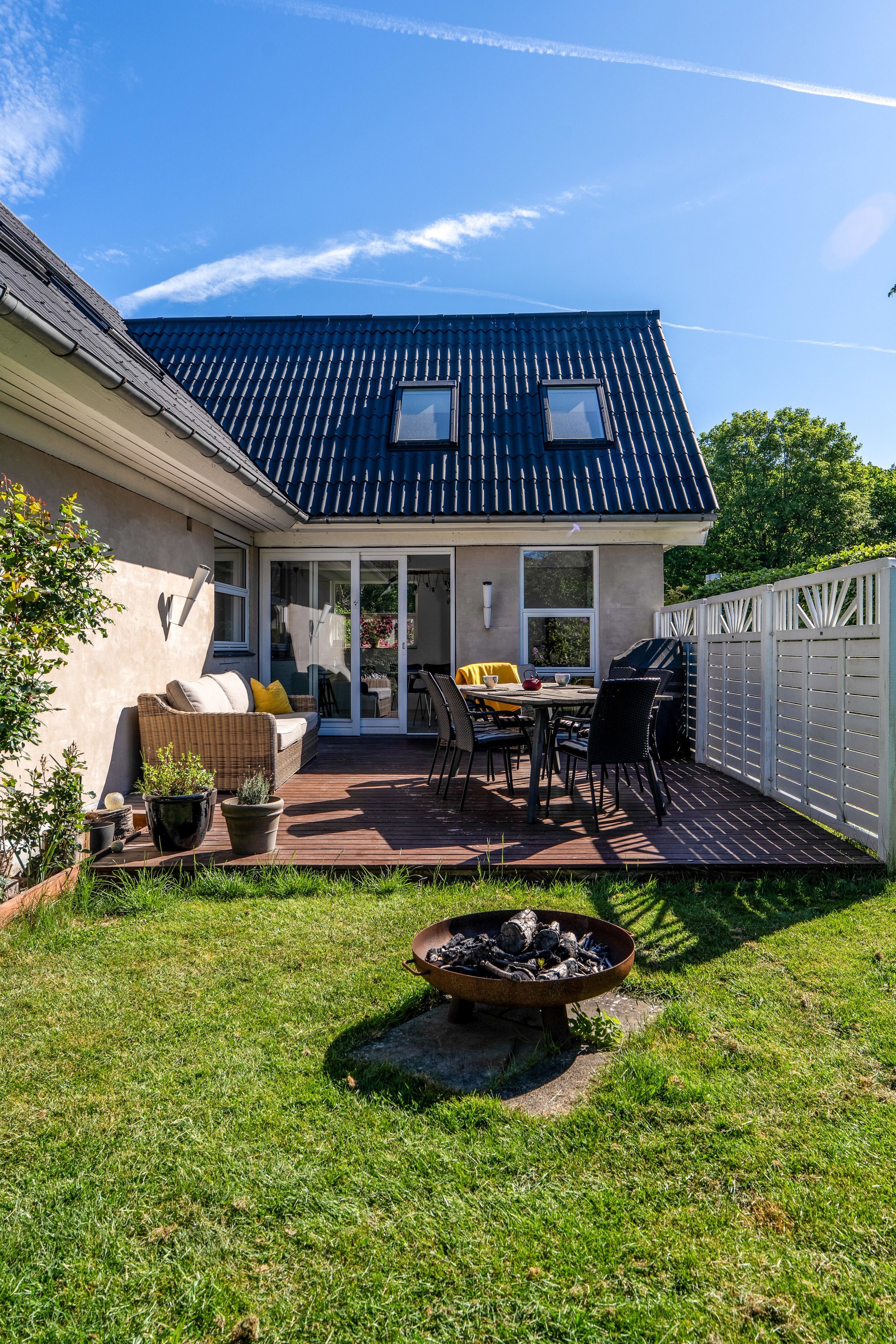 Fremhævet overdækket terrasse billede i fuldskærmstilstand. Billede af Kongens Vænge 171, 3400 Hillerød