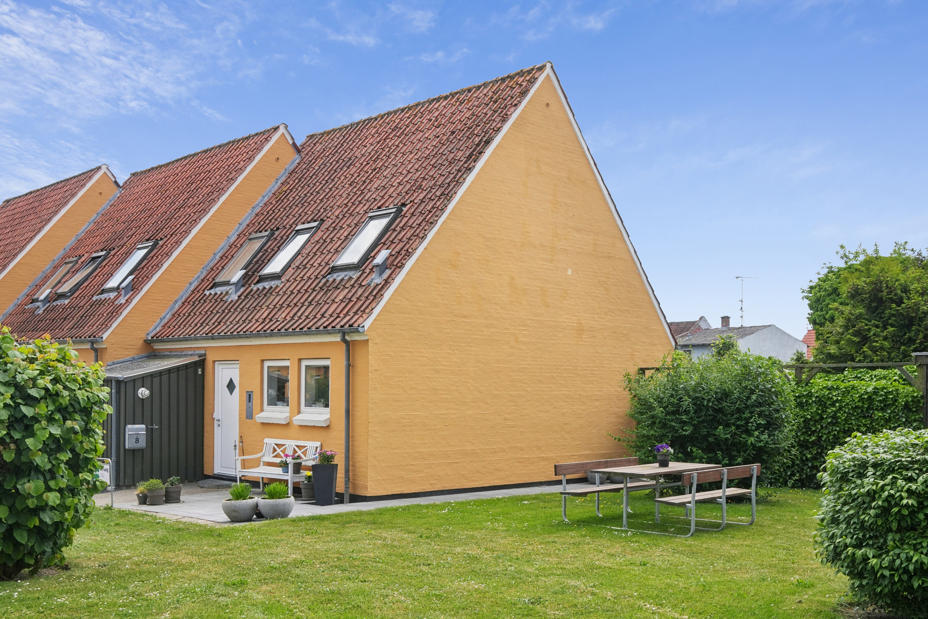 Fremhævet set fra haven billede i fuldskærmstilstand. Billede af Nørreport 8, 5900 Rudkøbing