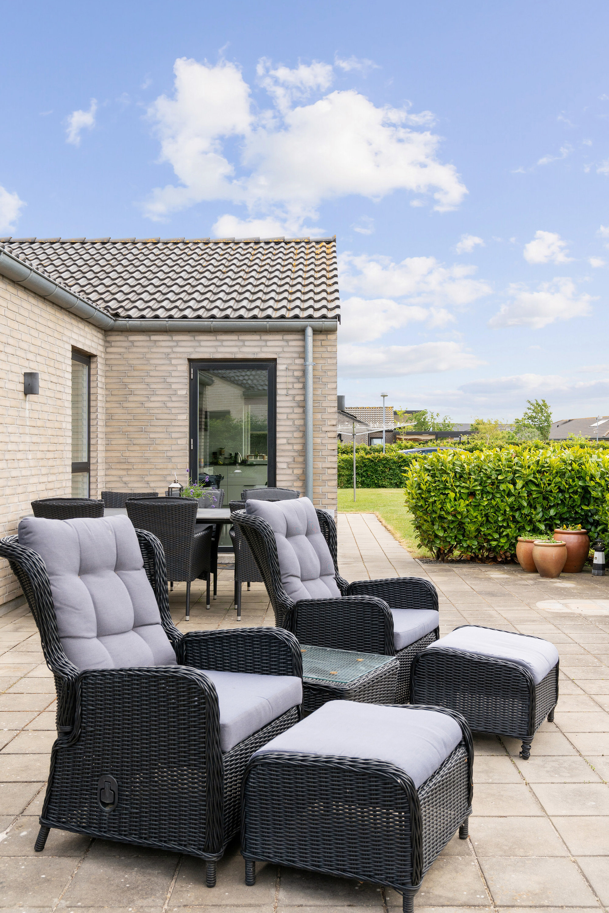 Fremhævet terrasse billede i fuldskærmstilstand. Billede af Tusindbenet 24, 7190 Billund