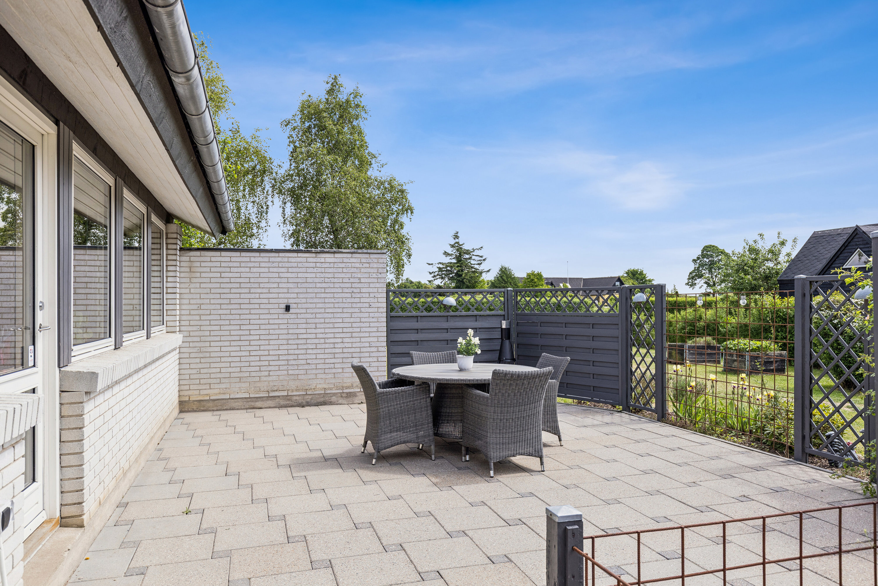 Fremhævet terrasse billede i fuldskærmstilstand. Billede af Duevænget 7, 4250 Fuglebjerg