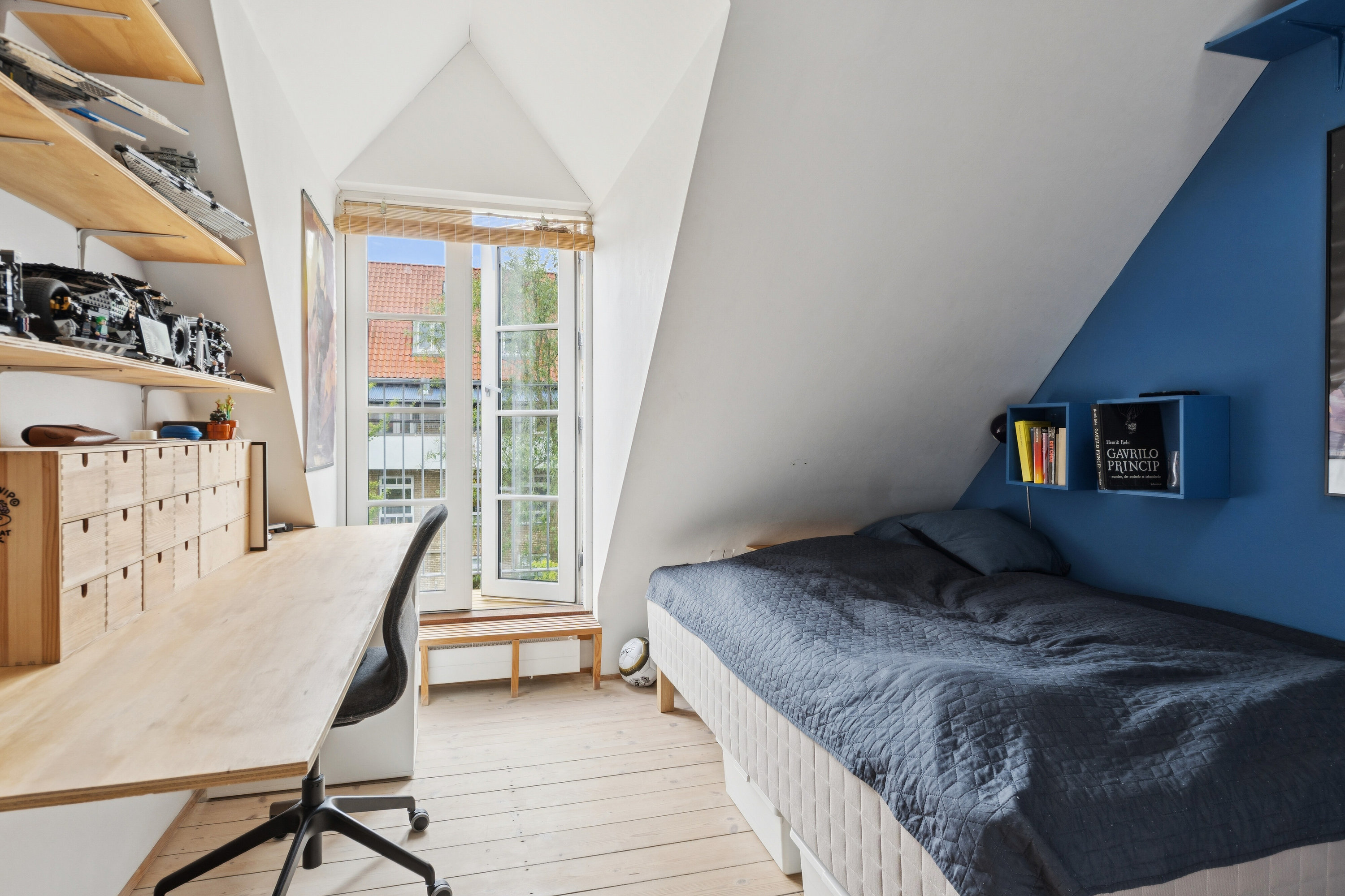Fremhævet soveværelse billede i fuldskærmstilstand. Billede af Badensgade 5, 1., 2300 København S