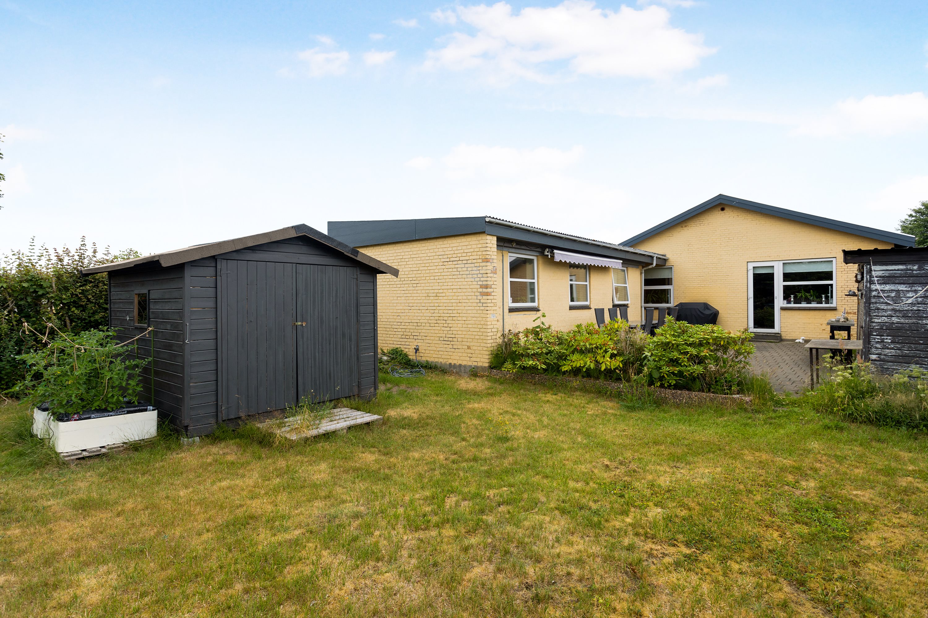 Fremhævet ejendommen billede i fuldskærmstilstand. Billede af Peder Skrams Vej 14, 9900 Frederikshavn