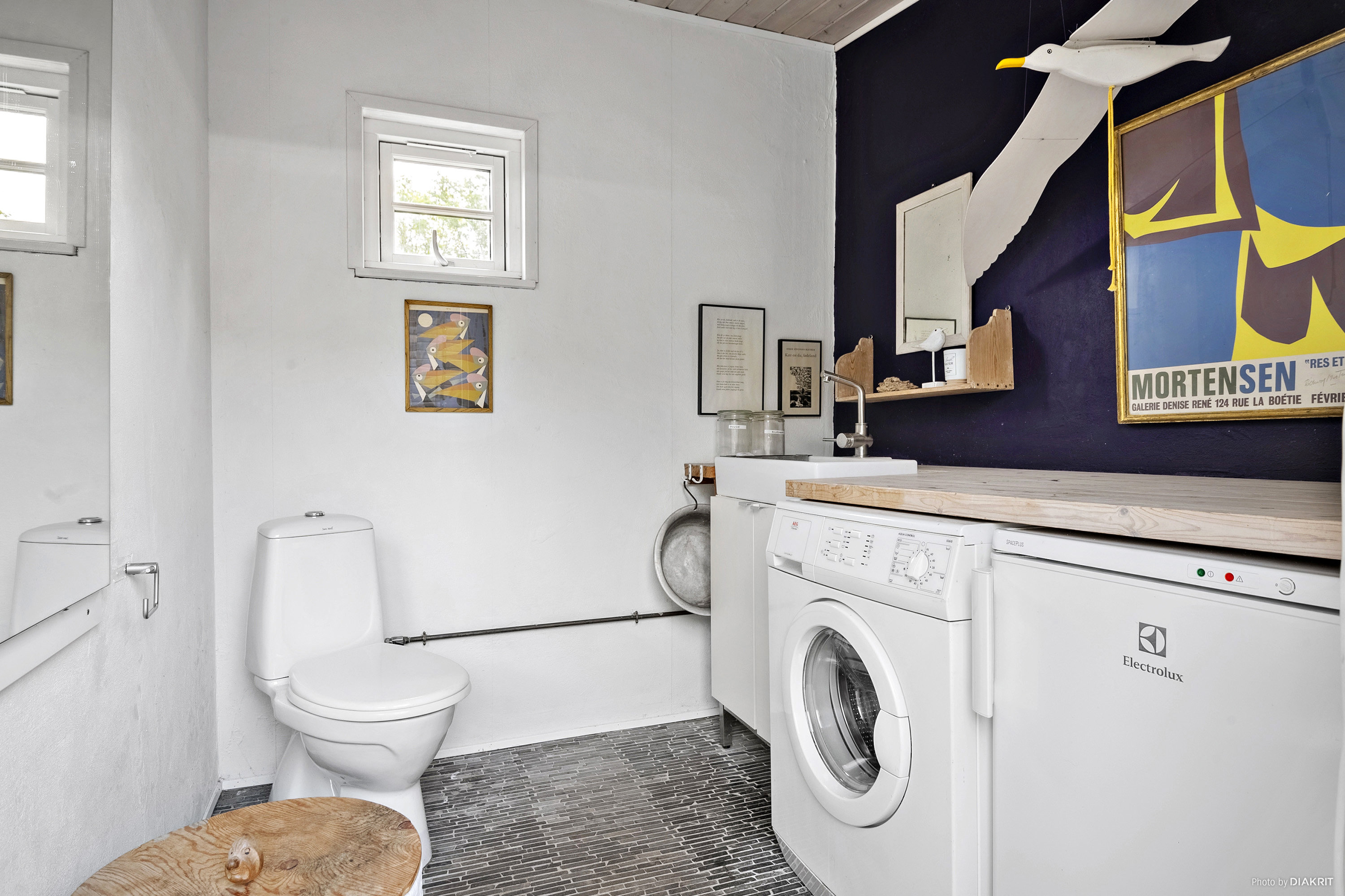 Fremhævet toilet billede i fuldskærmstilstand. Billede af Rypevej 7, Spøttrup Str, 8300 Odder
