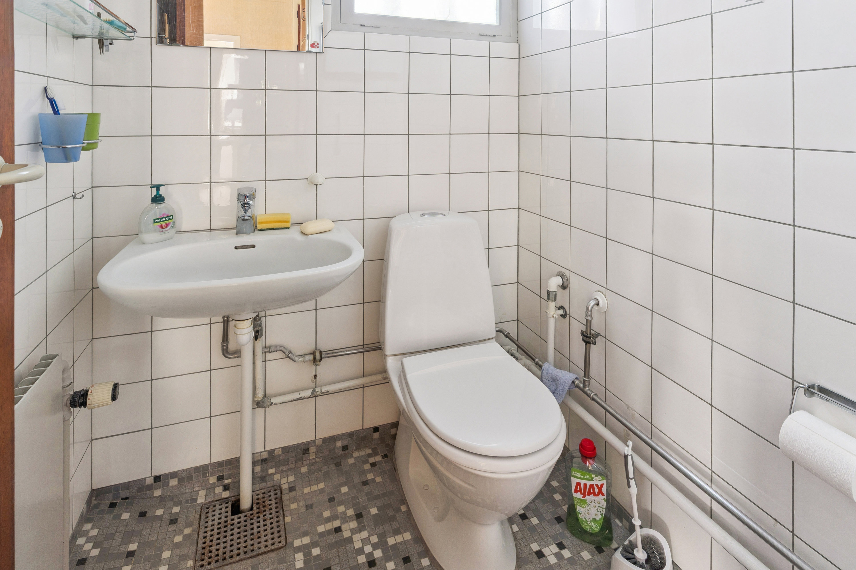 Fremhævet badeværelse billede i fuldskærmstilstand. Billede af Lidsøvej 19, 2730 Herlev