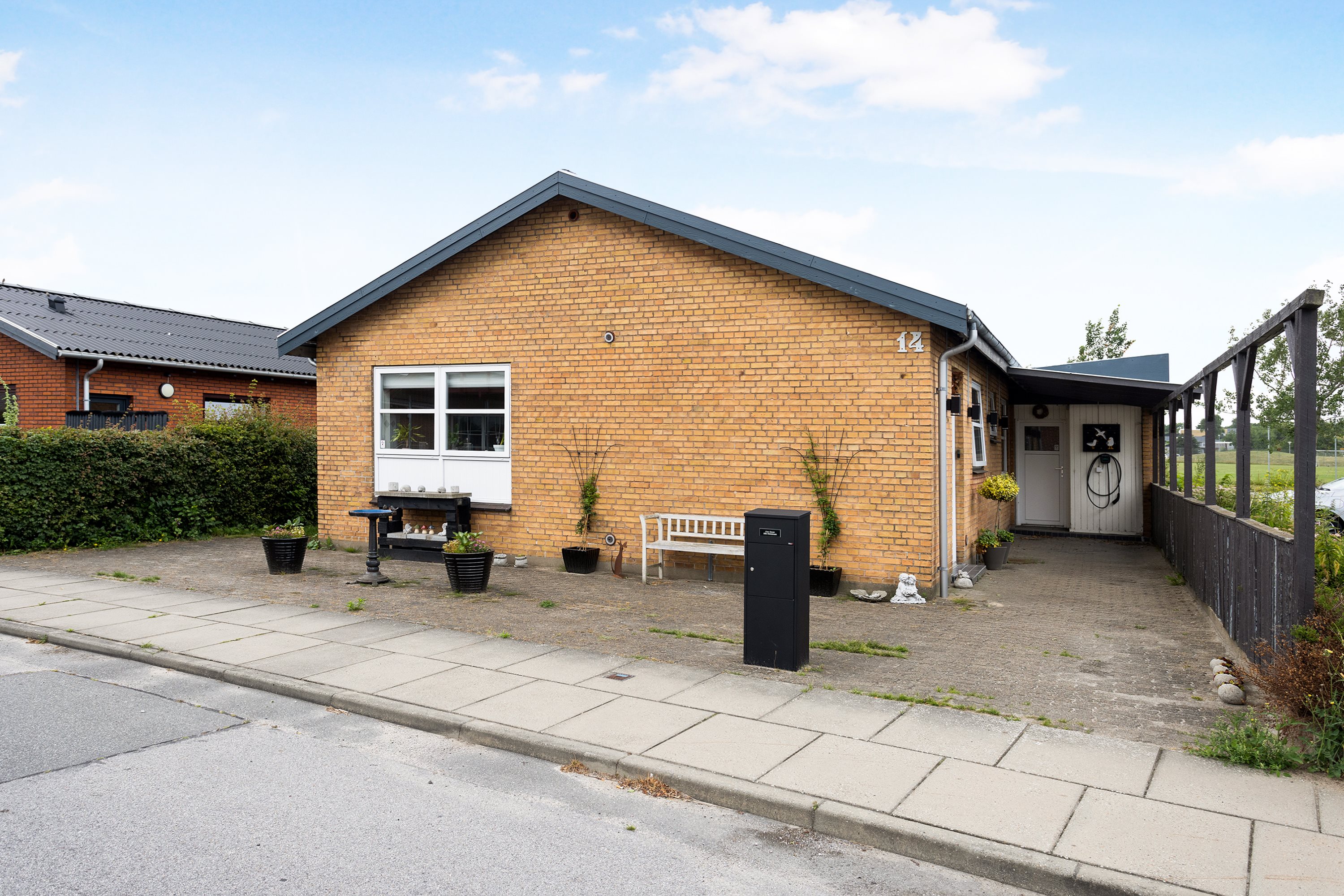 Miniaturebillede 1: ejendommen. Billede af Peder Skrams Vej 14, 9900 Frederikshavn