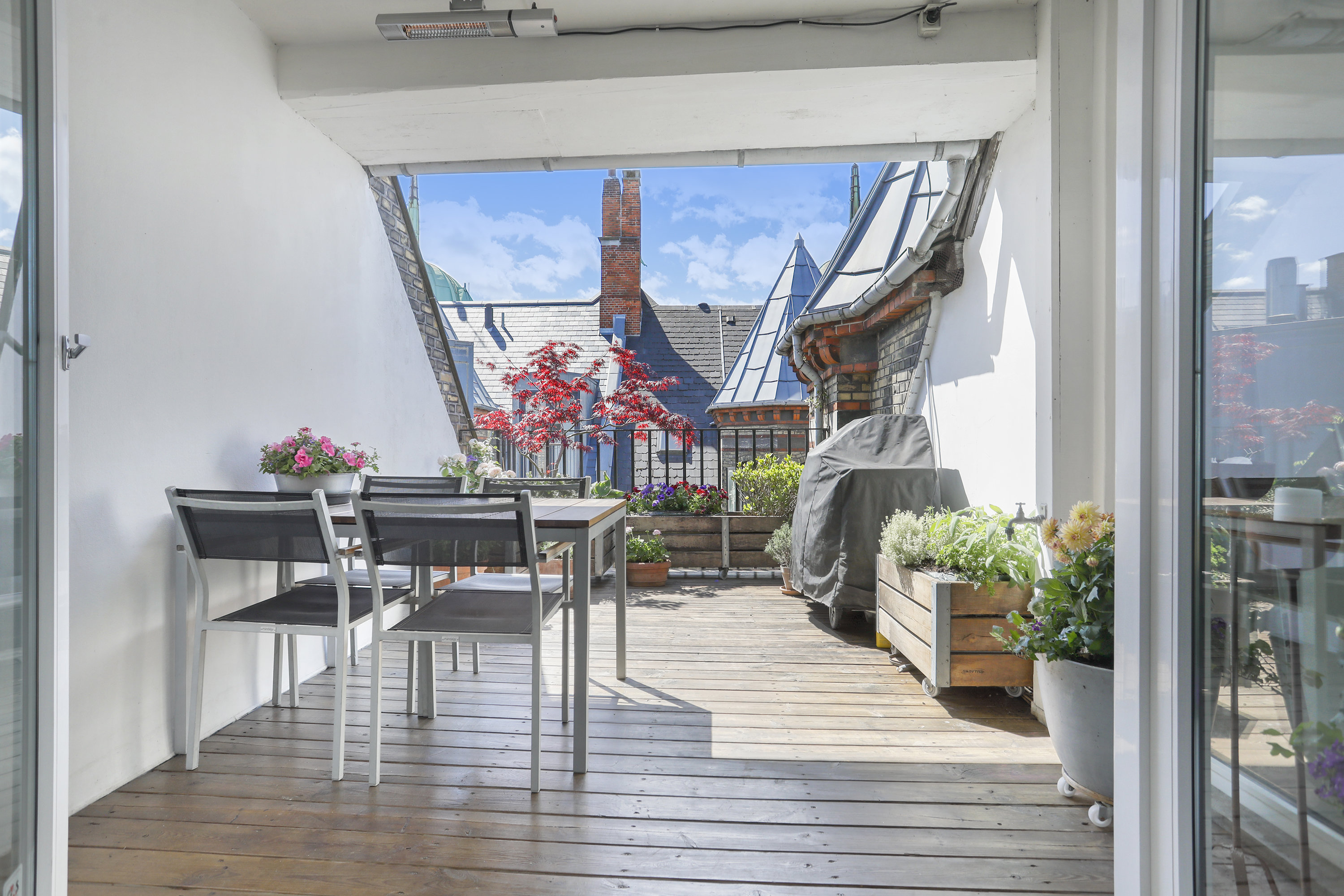 Fremhævet terrasse billede i fuldskærmstilstand. Billede af Vester Voldgade 4, 5., 1552 København V