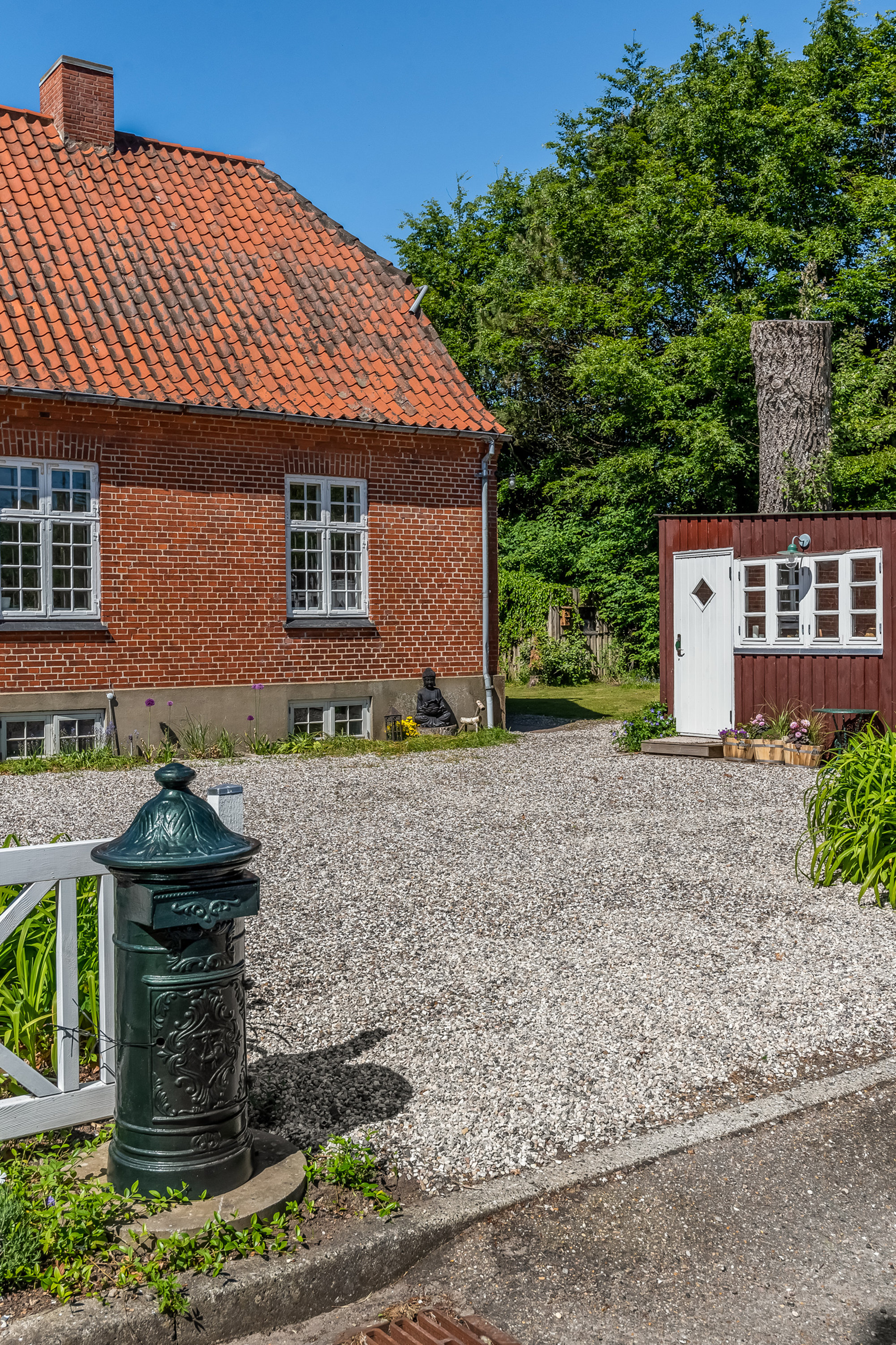 Fremhævet ejendommen billede i fuldskærmstilstand. Billede af Bygaden 25, Bur, 7570 Vemb