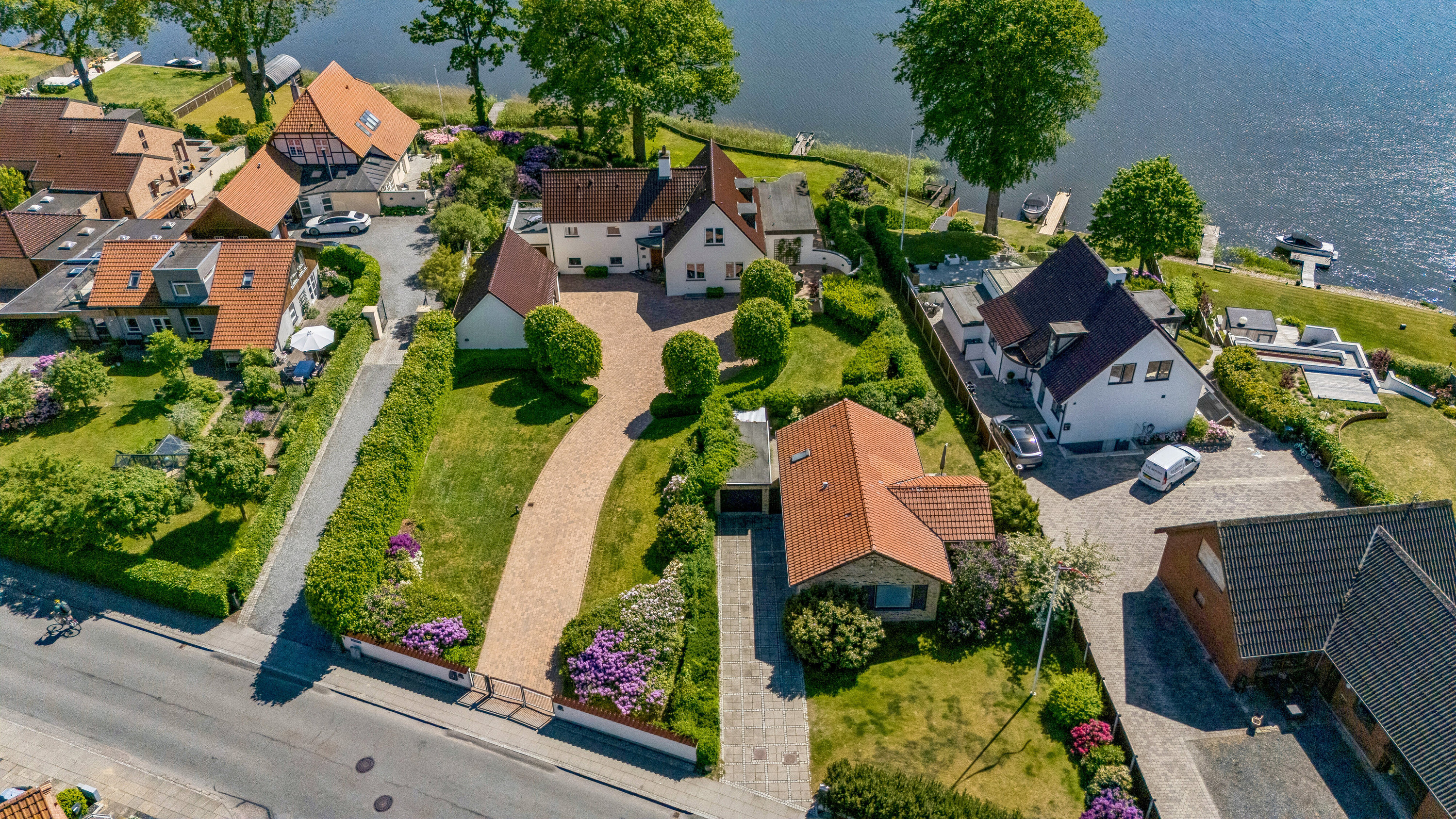 Fremhævet luftfoto billede i fuldskærmstilstand. Billede af Sølystvej 63, 8600 Silkeborg