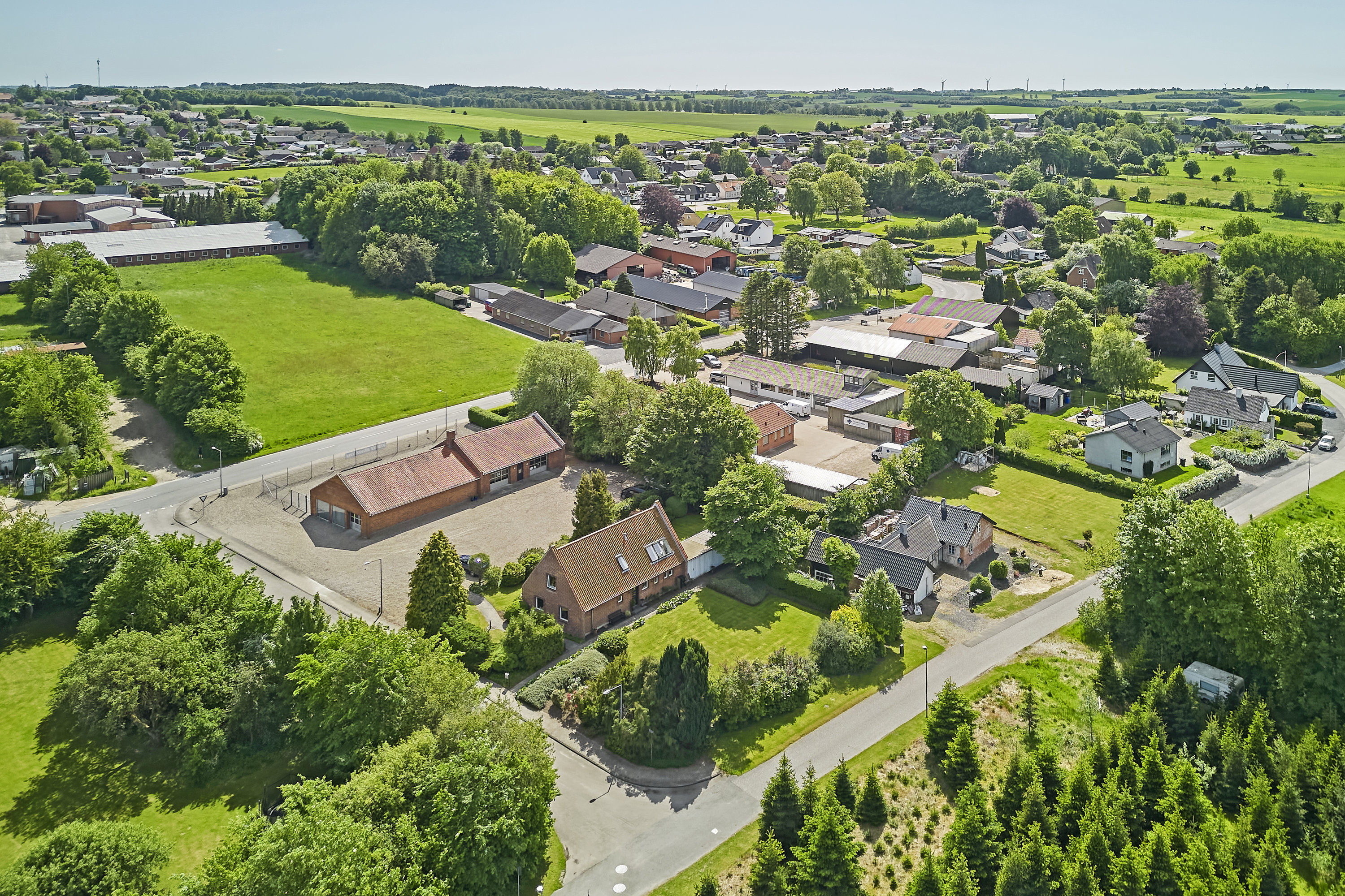 Fremhævet andet billede i fuldskærmstilstand. Billede af Banevej 11, Ølholm, 7160 Tørring