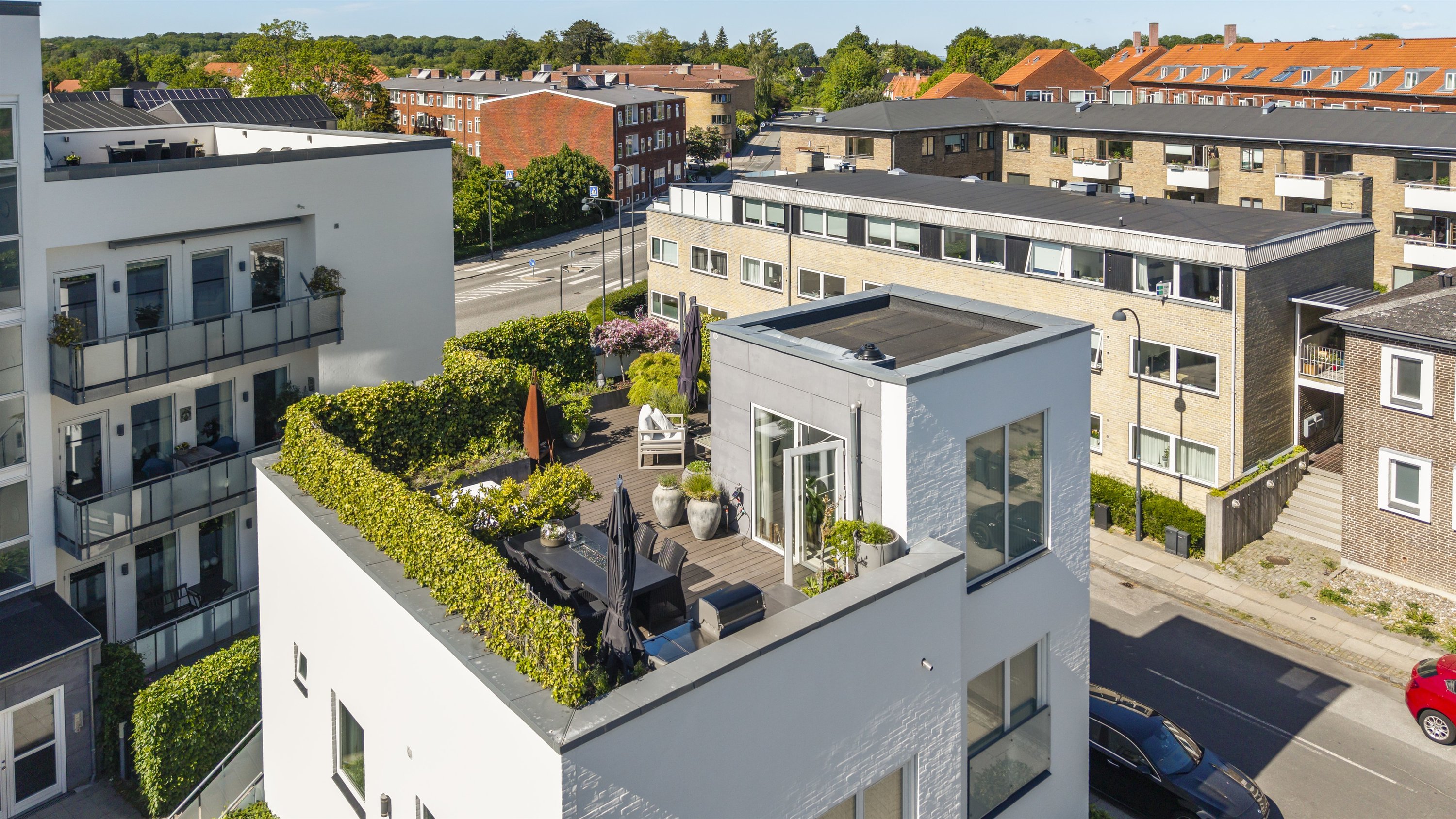 Fremhævet andet billede i fuldskærmstilstand. Billede af Ordrupvej 39B, 1., 2920 Charlottenlund