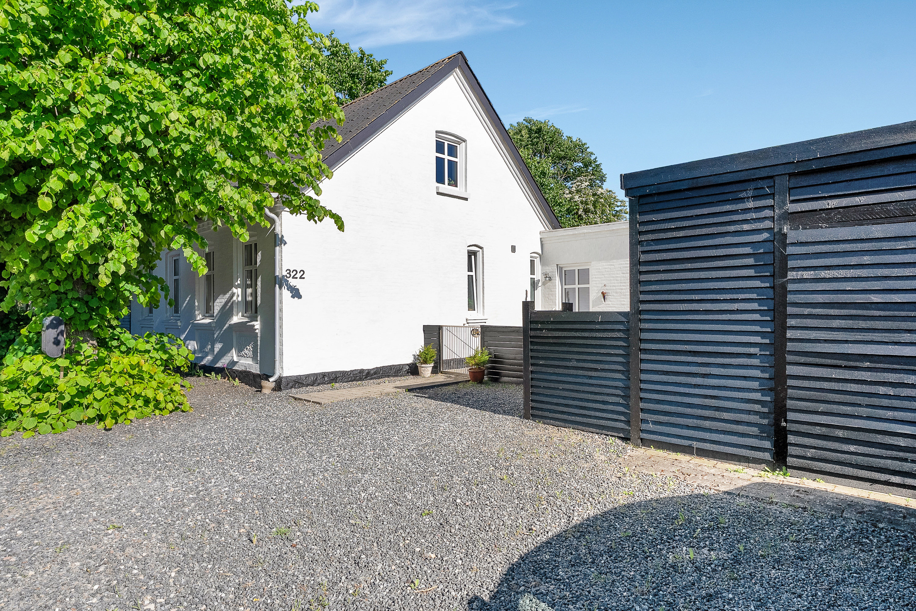 Fremhævet facade billede i fuldskærmstilstand. Billede af Svendborgvej 322, Åstrup, 5600 Faaborg