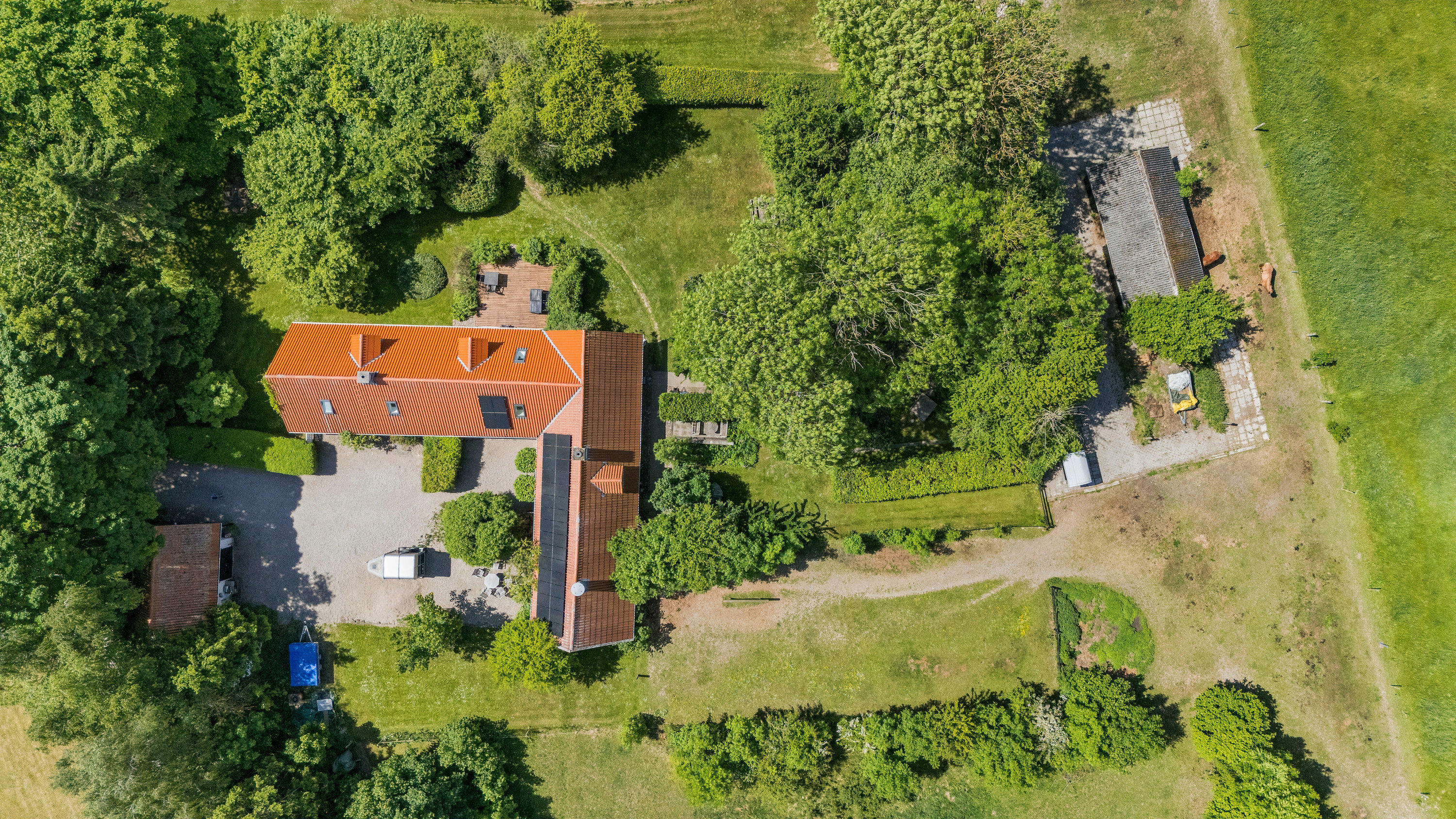 Fremhævet luftfoto billede i fuldskærmstilstand. Billede af Kragevigvej 10, Kragerup, 4291 Ruds Vedby