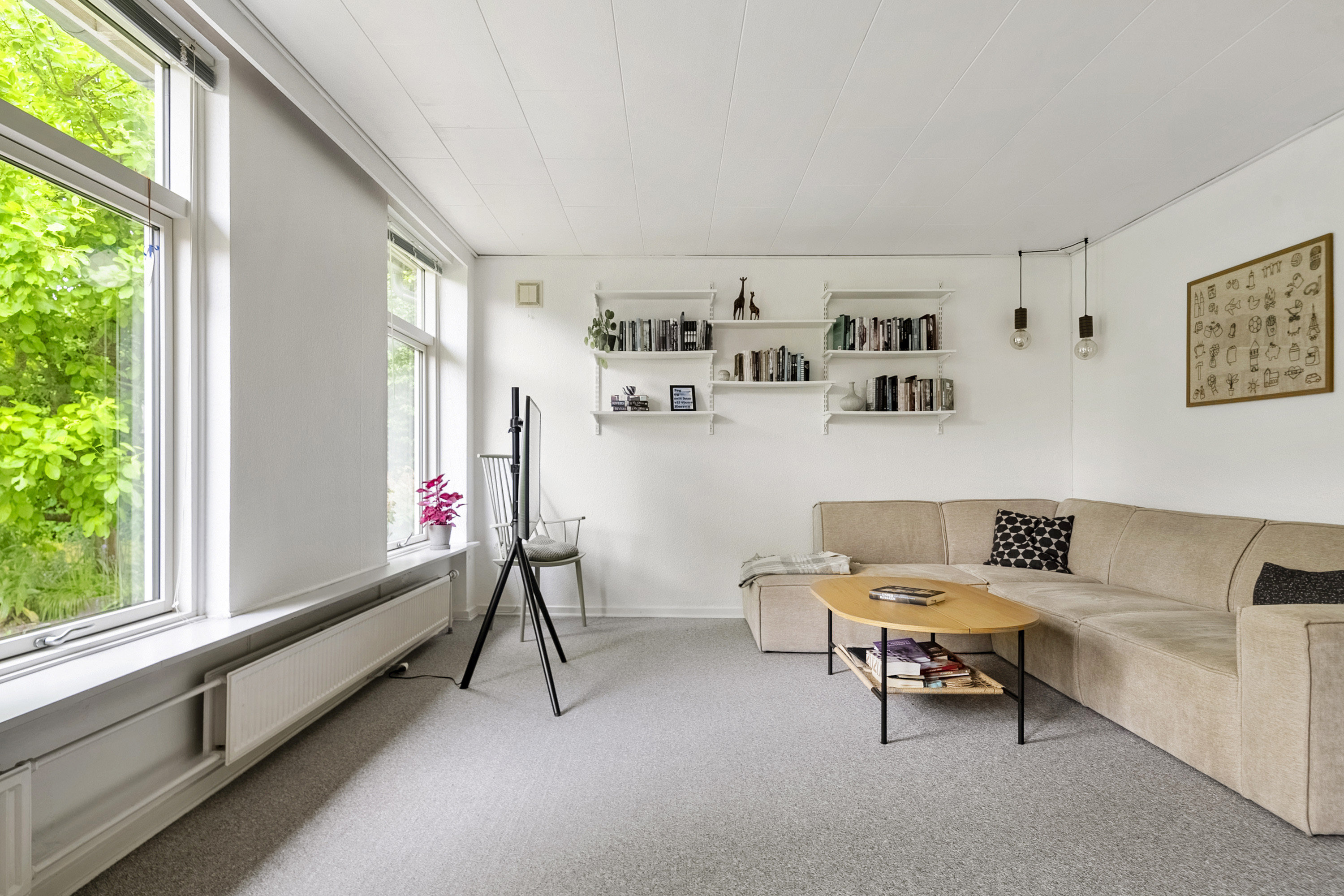Fremhævet stue billede i fuldskærmstilstand. Billede af Vejlby Ringvej 32, Risvangen, 8200 Aarhus N