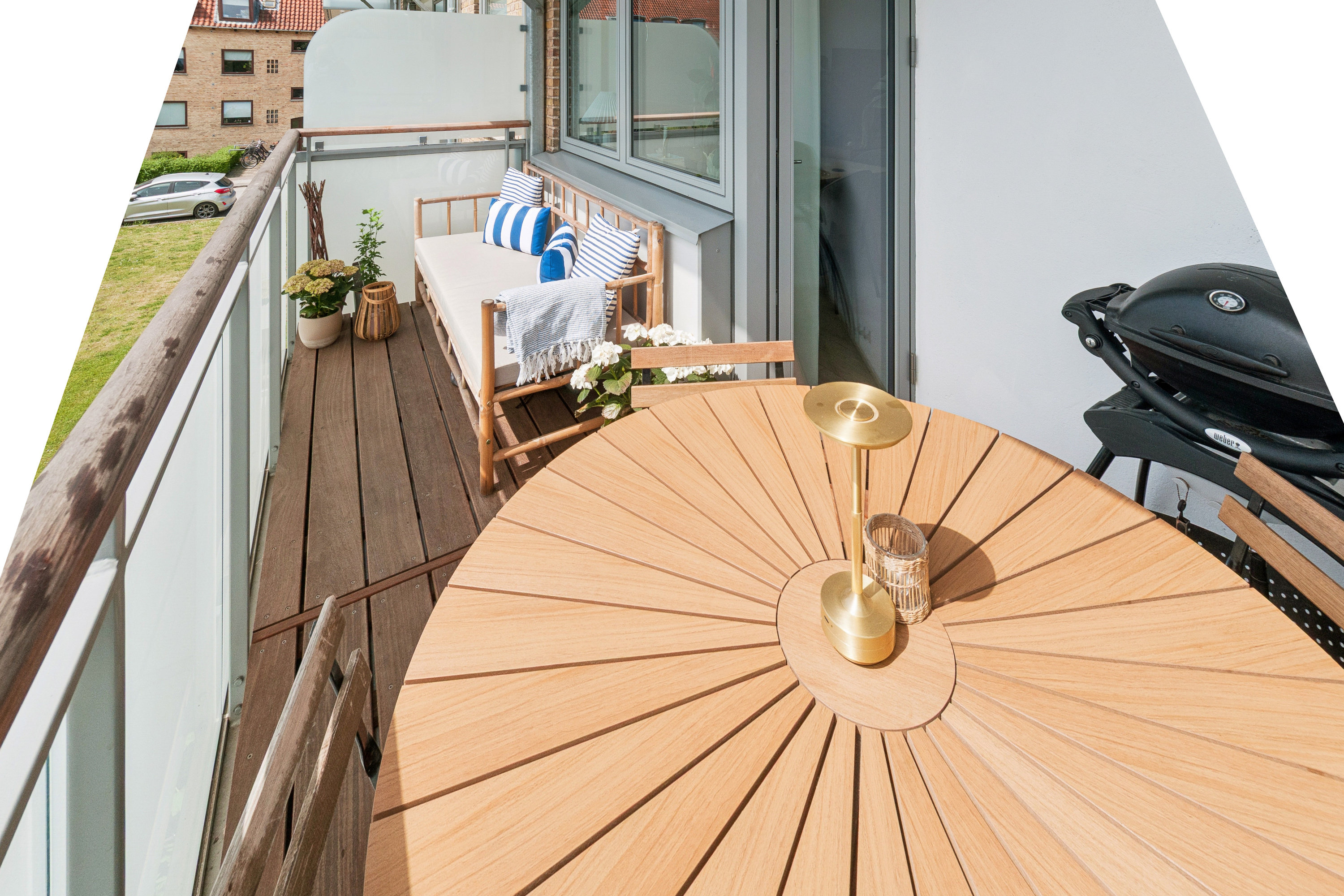 Fremhævet terrasse billede i fuldskærmstilstand. Billede af Helmer Søgårds Alle 27, 1. th., 2770 Kastrup