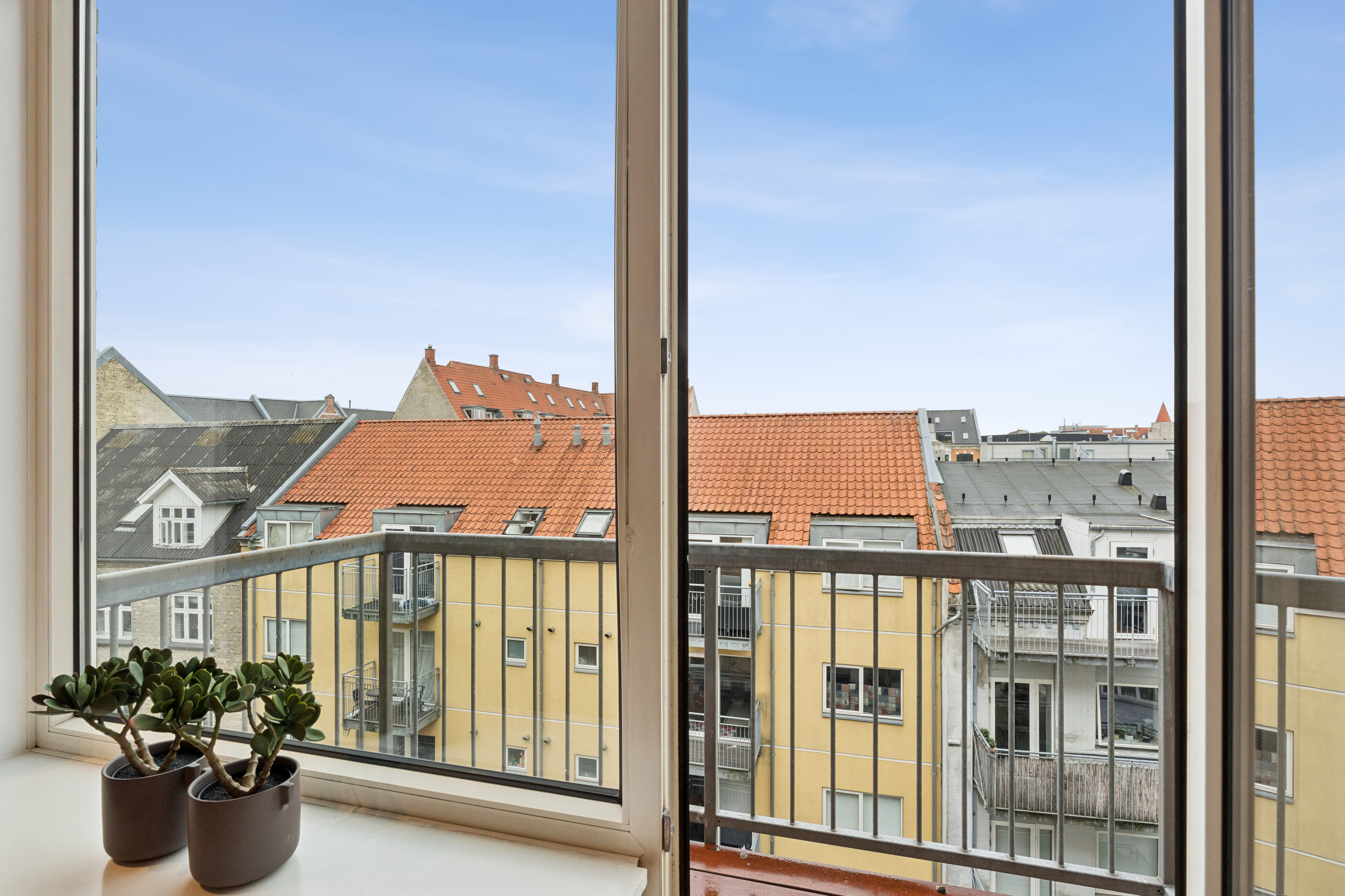 Fremhævet altan billede i fuldskærmstilstand. Billede af Vesterbro 84, 4. th., 9000 Aalborg