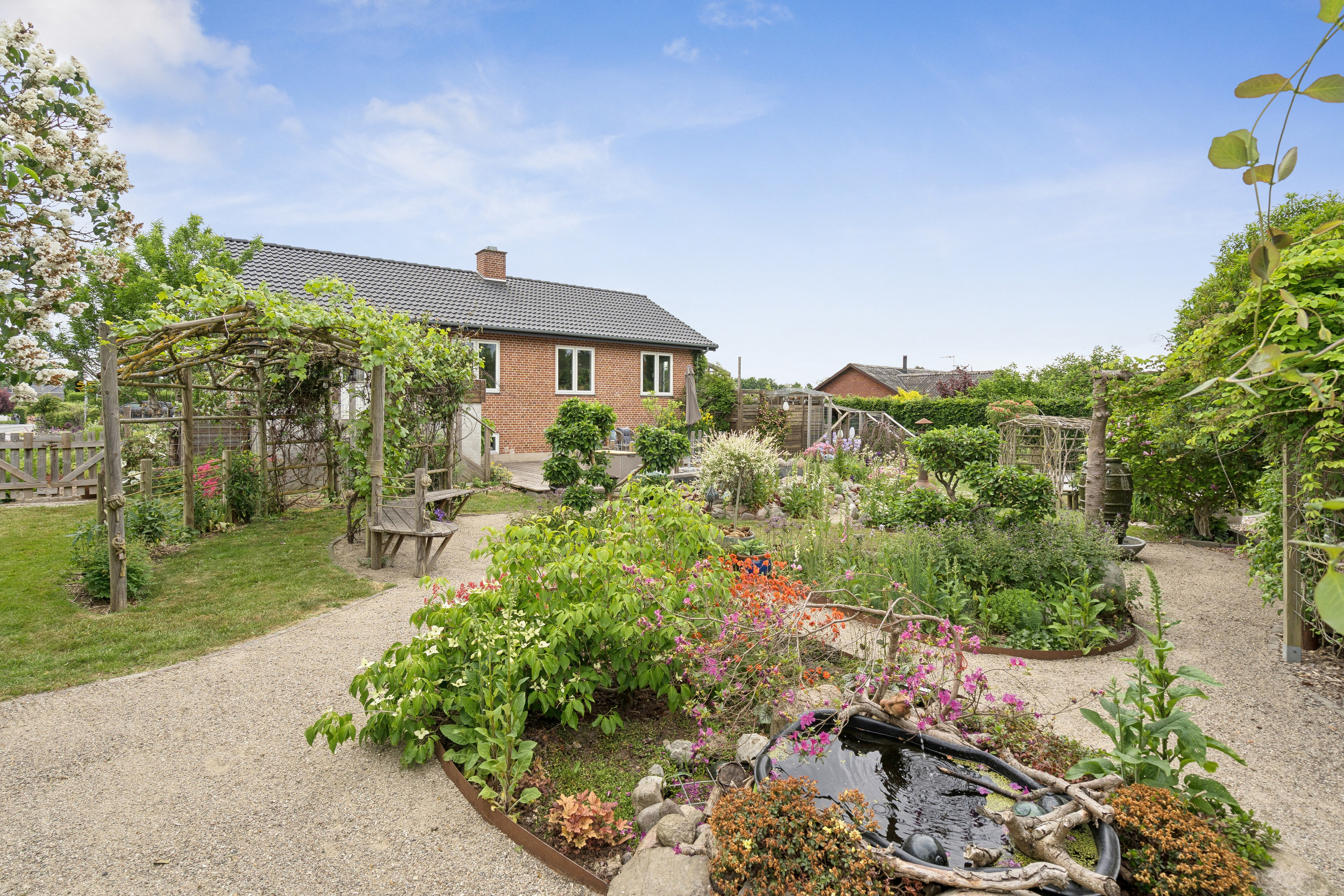 Damvej 2, 4621 Gadstrup