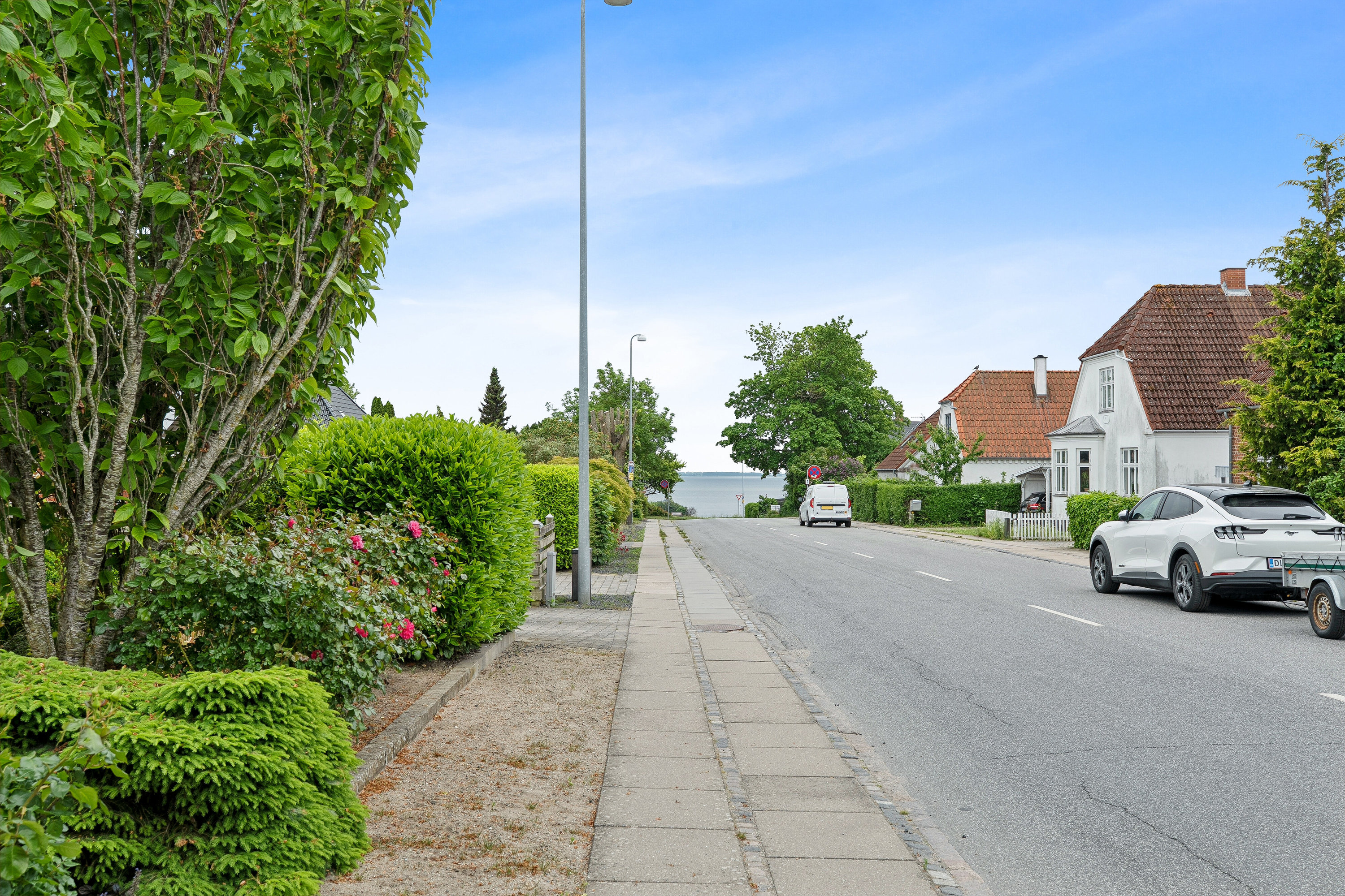 Fremhævet set fra vejen billede i fuldskærmstilstand. Billede af Solbakkevej 10, 4760 Vordingborg