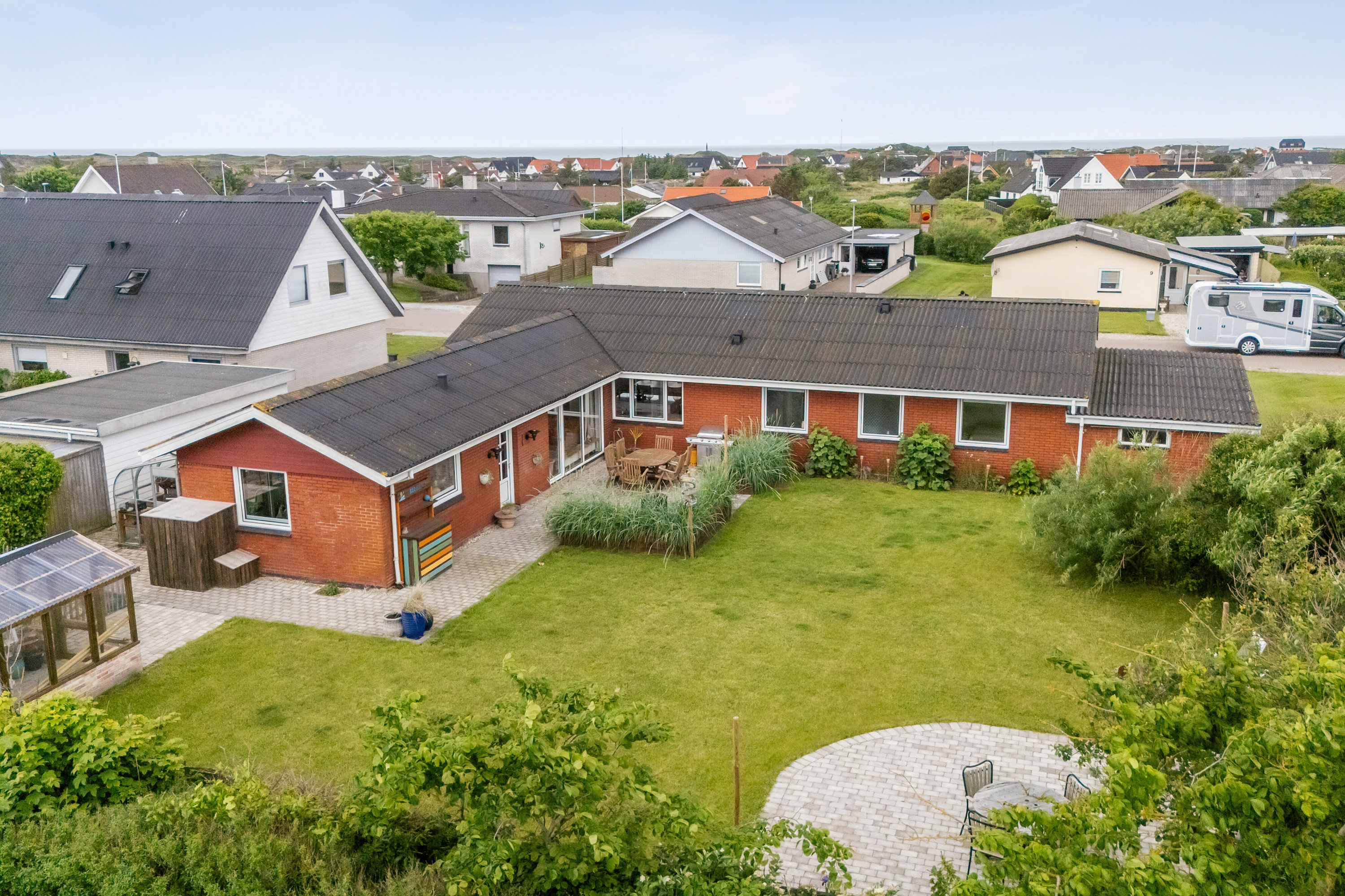 Fremhævet set fra haven billede i fuldskærmstilstand. Billede af Grønkærvej 10, Vorupør, 7700 Thisted