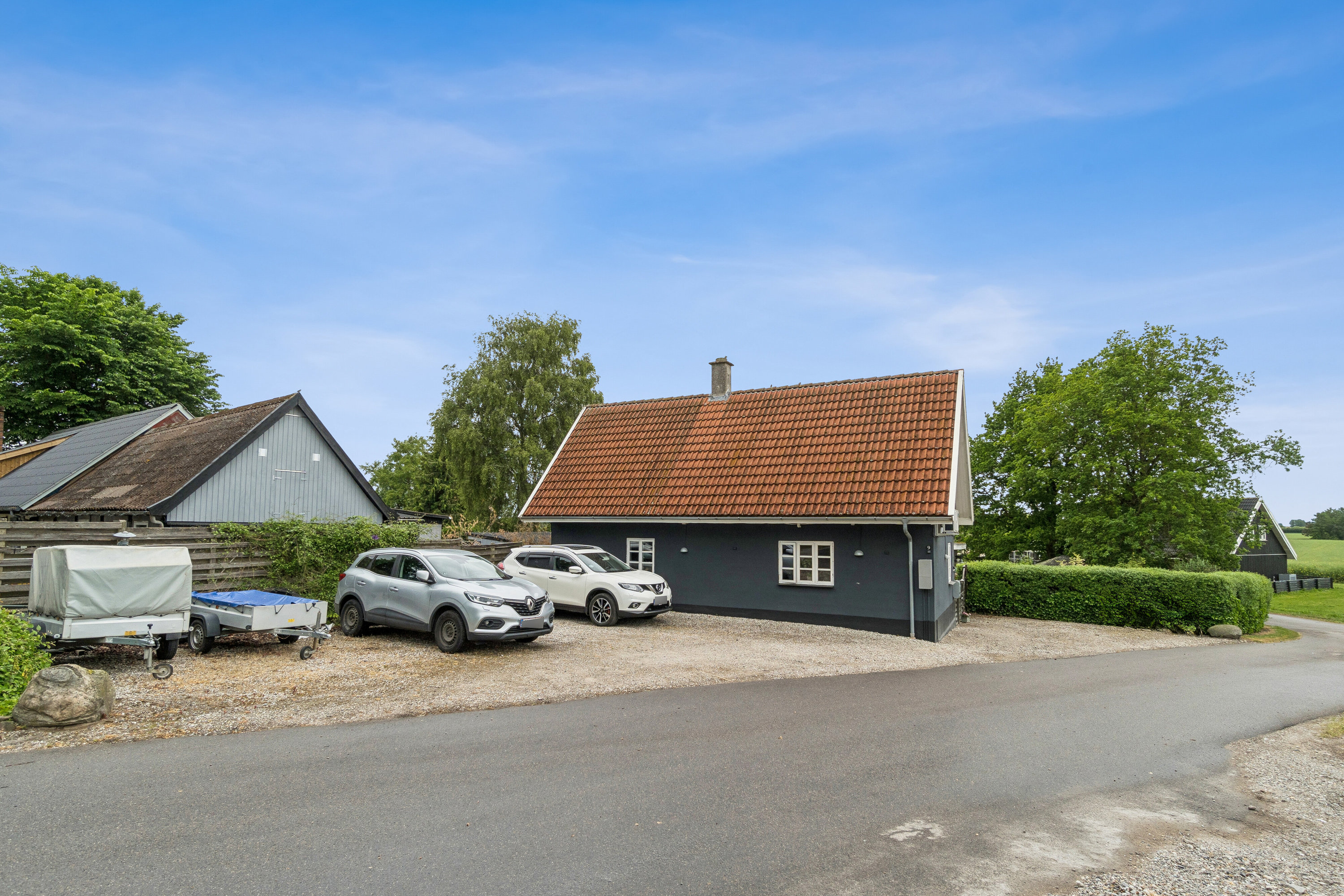 Fremhævet udendørs billede i fuldskærmstilstand. Billede af Årløse Bygade 9, 4690 Haslev