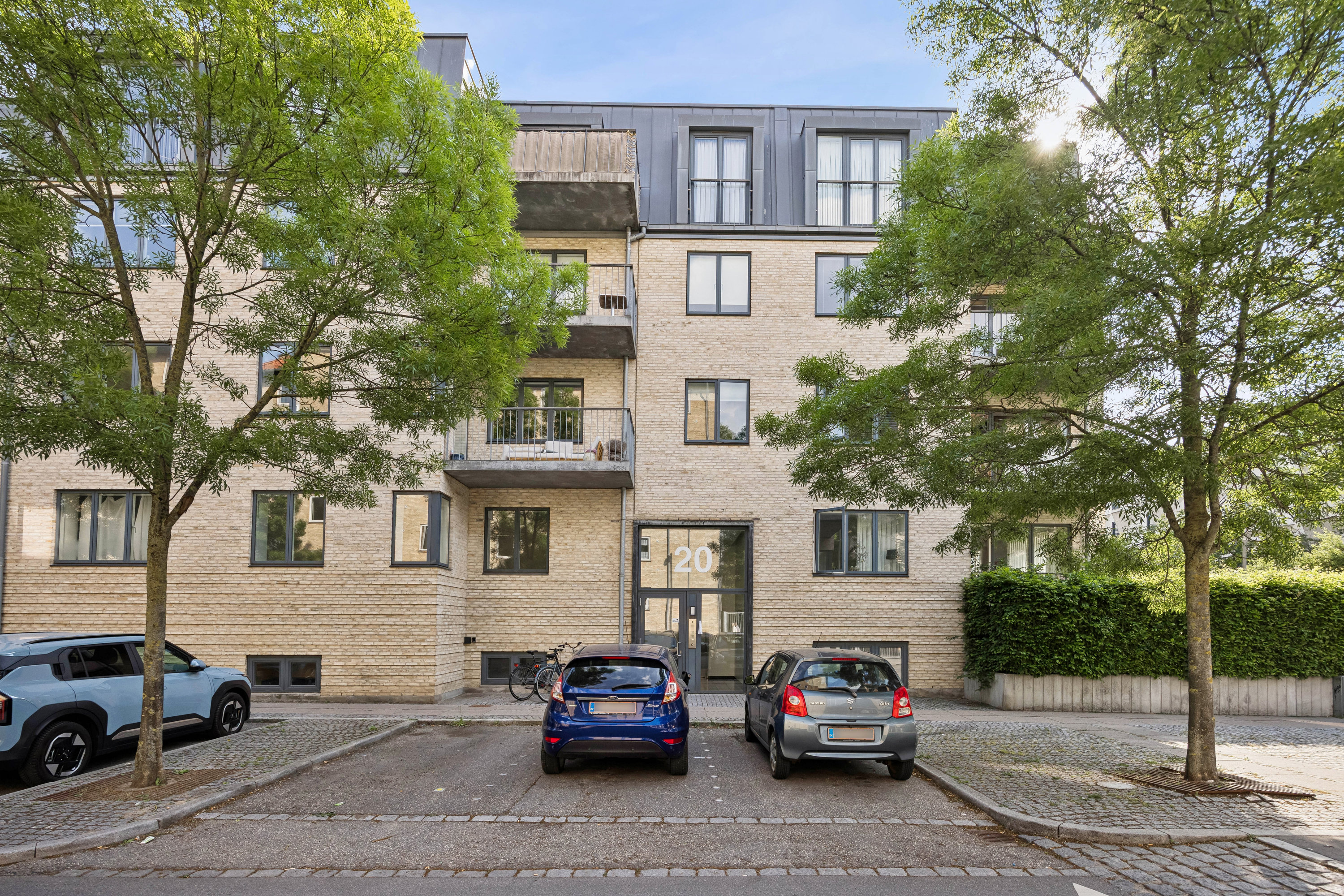 Fremhævet andet billede i fuldskærmstilstand. Billede af Flintholm Alle 20, st.. tv., 2000 Frederiksberg