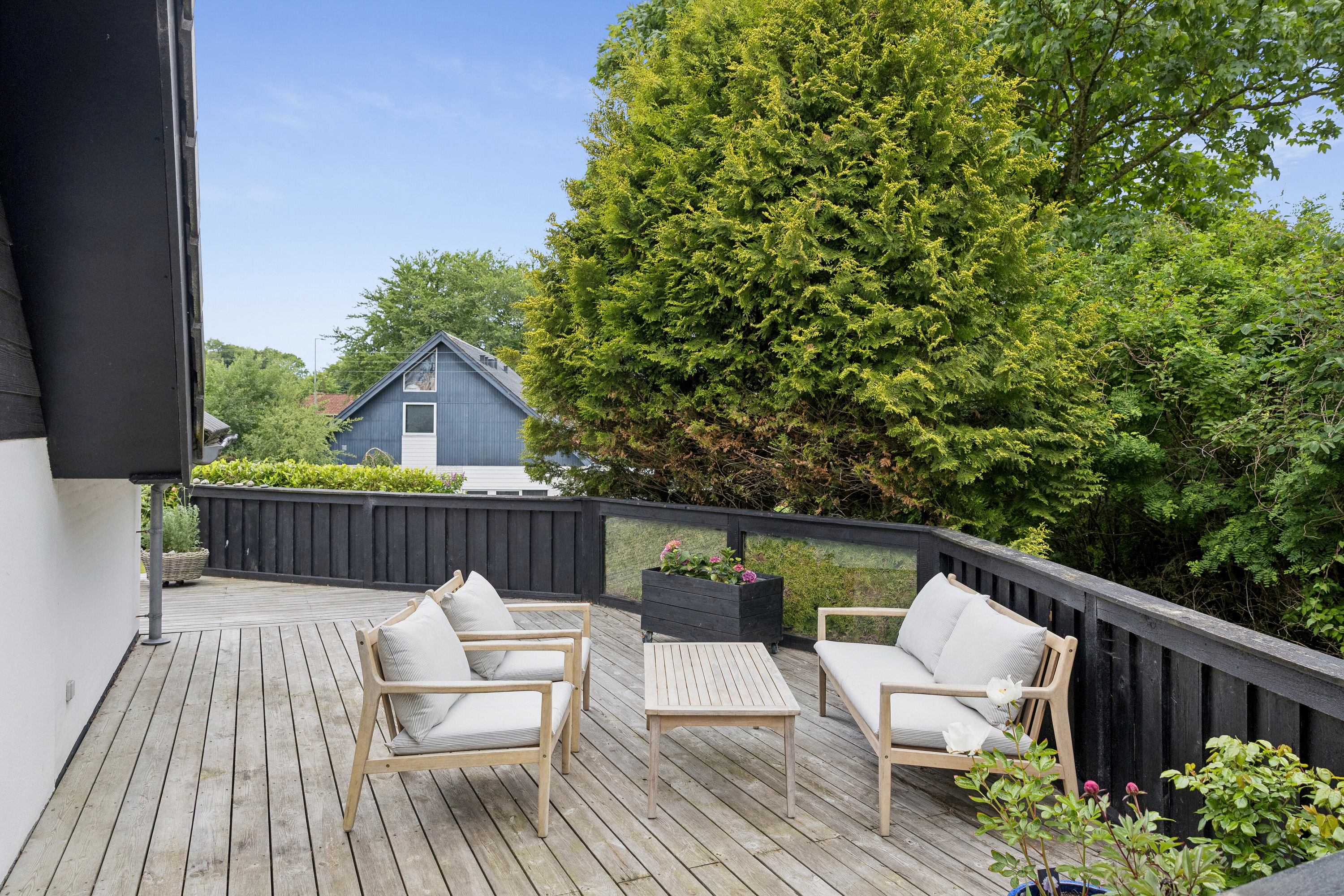 Fremhævet terrasse billede i fuldskærmstilstand. Billede af Brorsonsvej 9, 9800 Hjørring