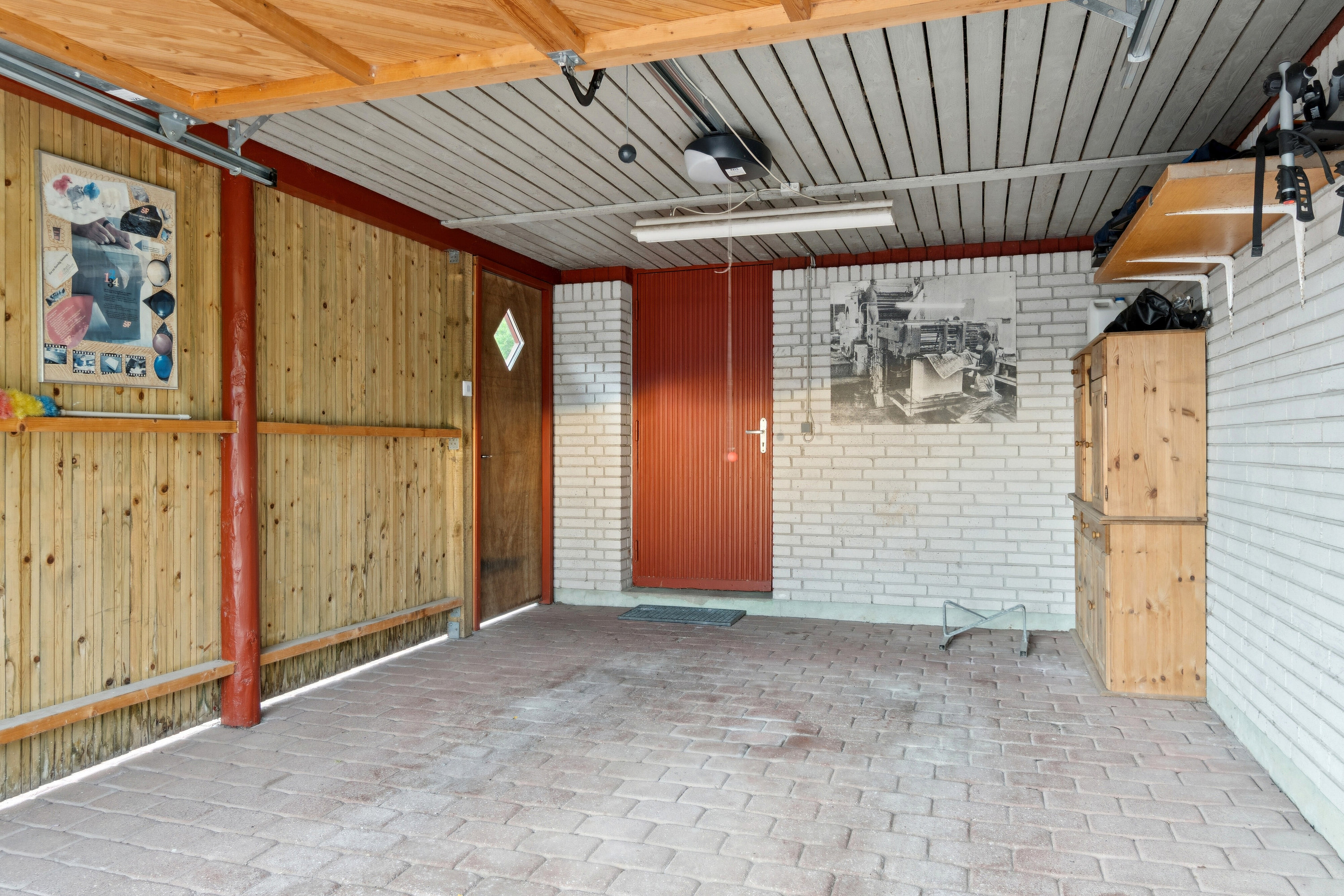 Fremhævet garage billede i fuldskærmstilstand. Billede af Lupinvej 1, Kirke Stillinge, 4200 Slagelse