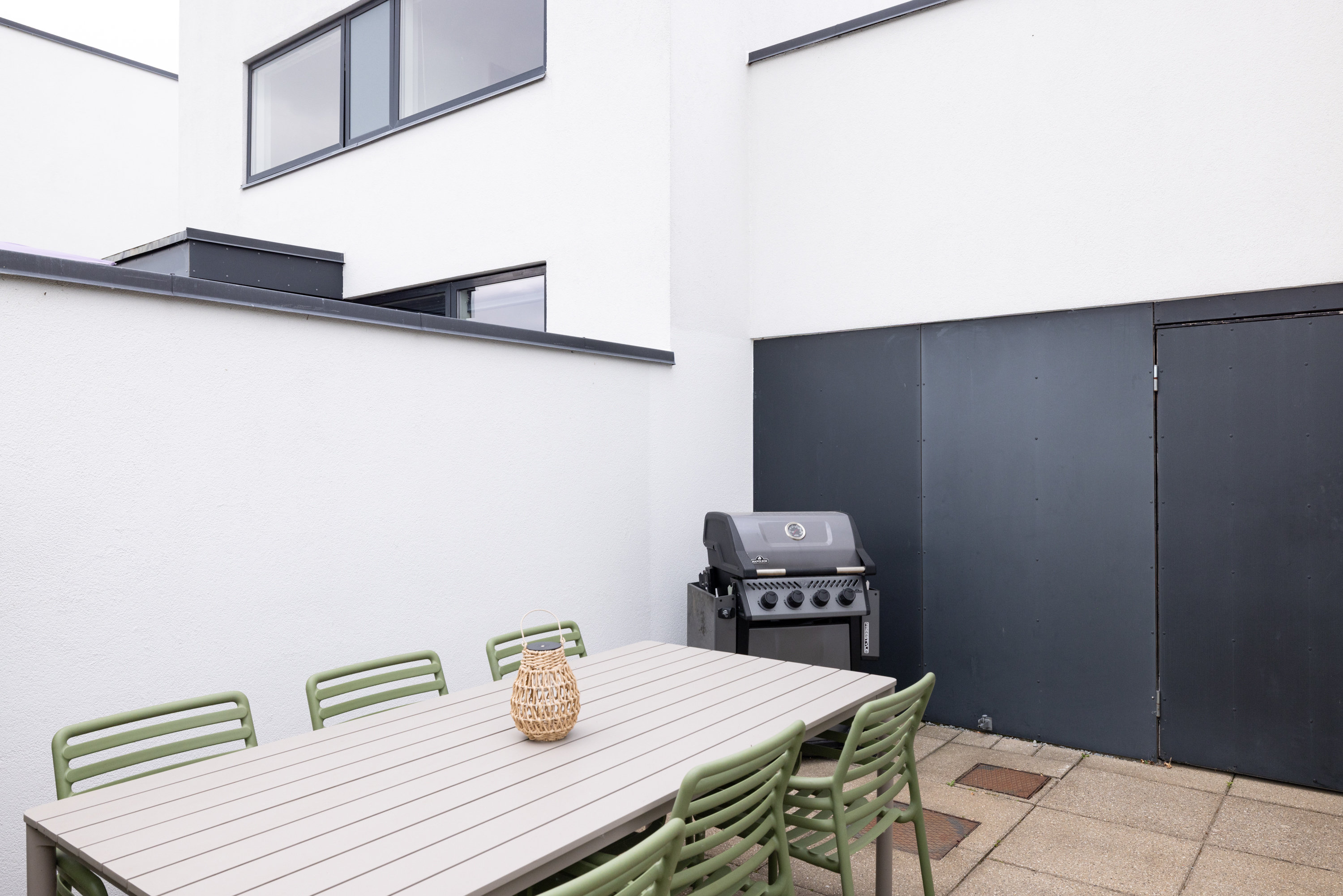 Fremhævet terrasse billede i fuldskærmstilstand. Billede af Mustrupvej 159, 8320 Mårslet