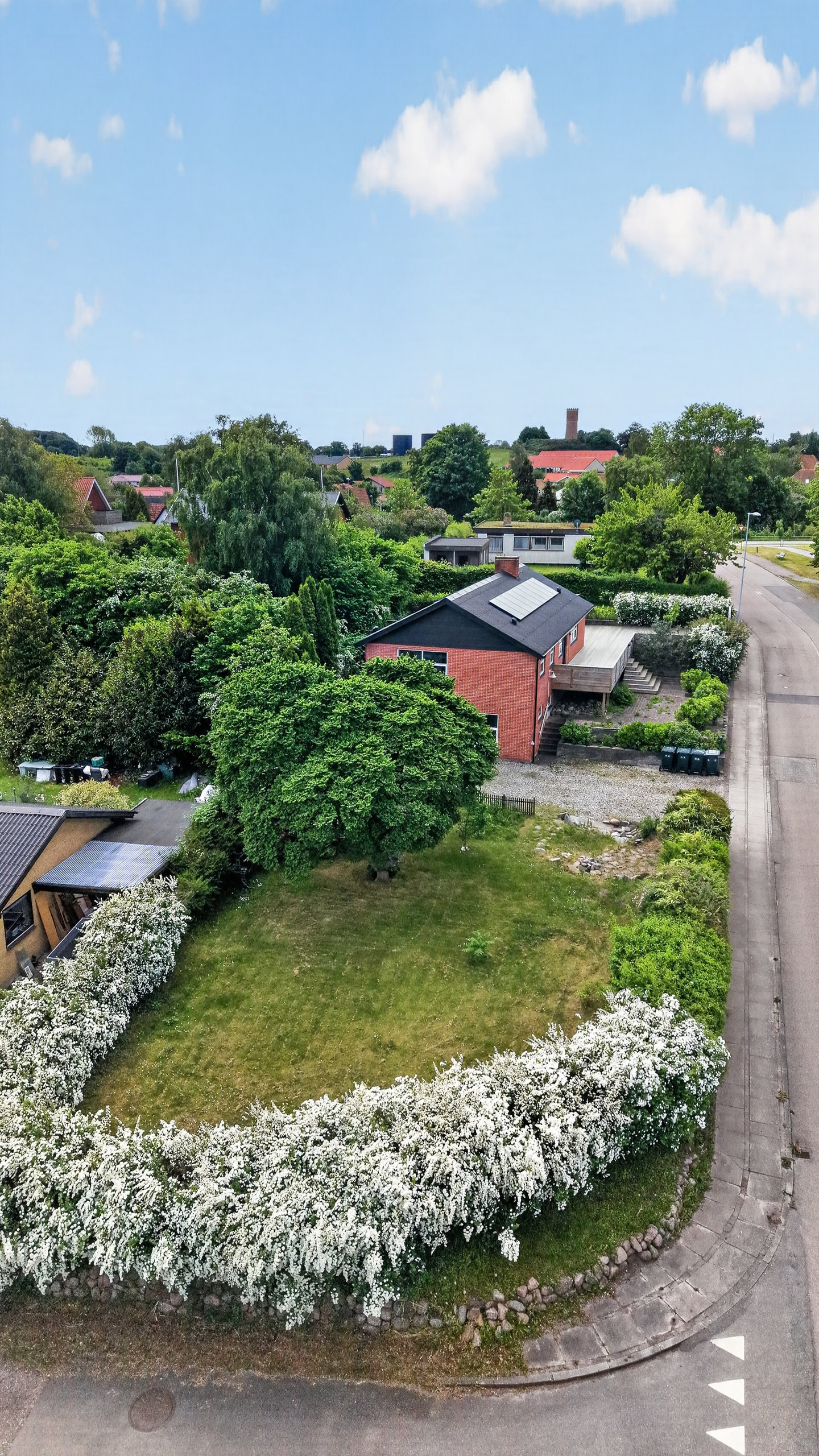 Fremhævet luftfoto billede i fuldskærmstilstand. Billede af Okkerbjergvej 2, 4500 Nykøbing Sj
