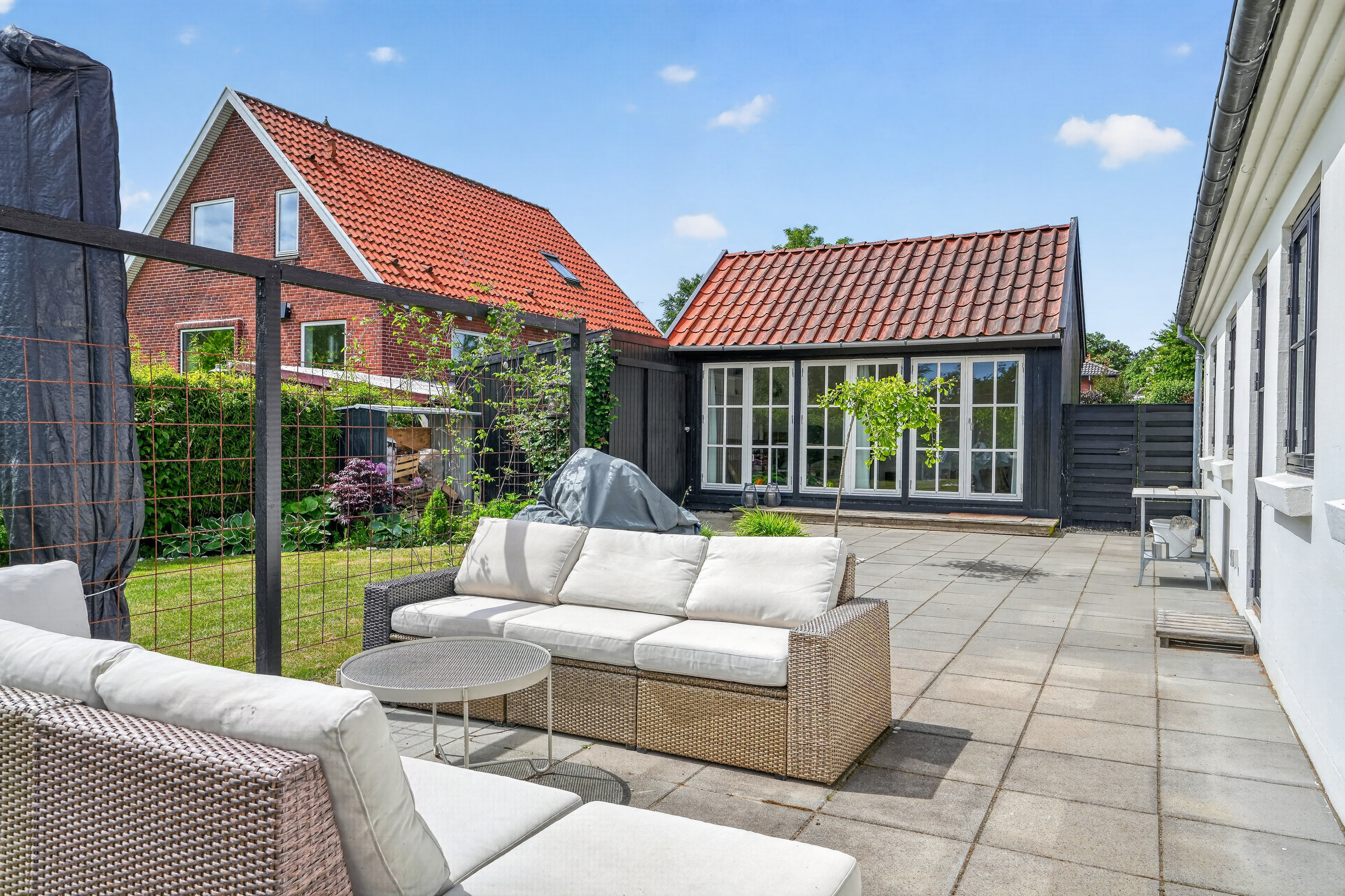 Fremhævet terrasse billede i fuldskærmstilstand. Billede af Dr Schadsvej 11, 4500 Nykøbing Sj