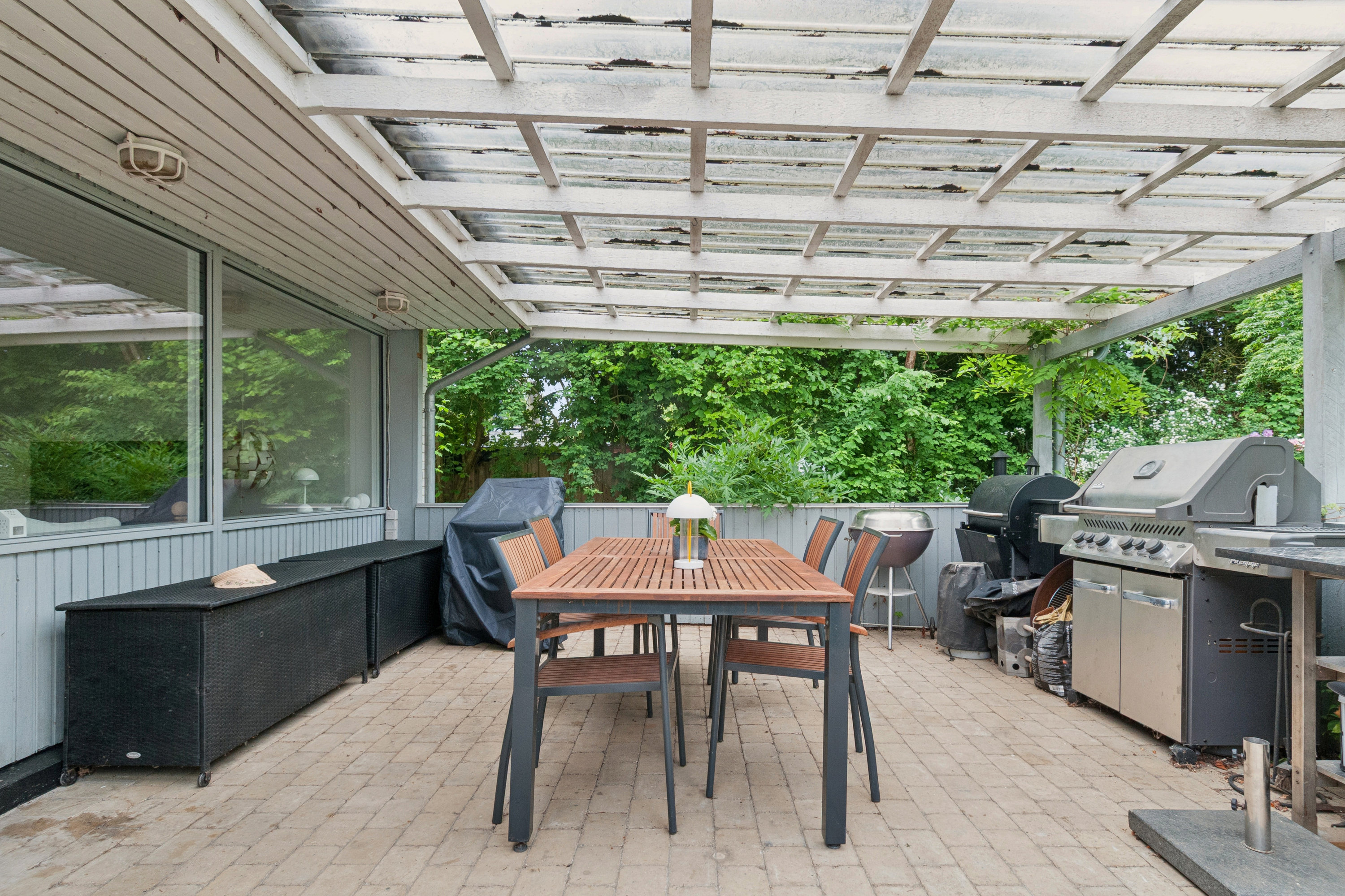 Fremhævet terrasse billede i fuldskærmstilstand. Billede af Åkandevej 15, 3500 Værløse