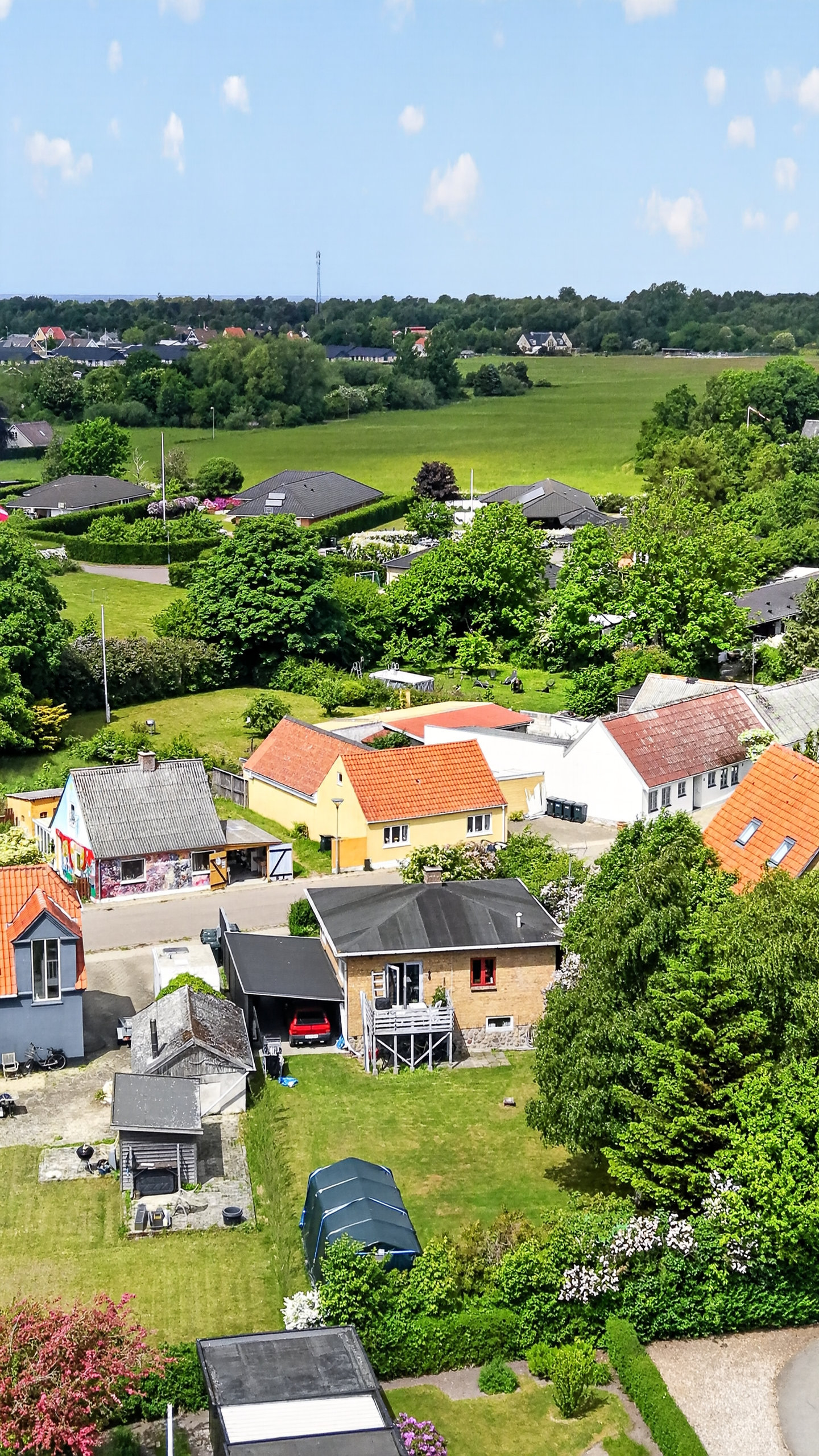 Fremhævet luftfoto billede i fuldskærmstilstand. Billede af Østerlyngvej 28, 4500 Nykøbing Sj