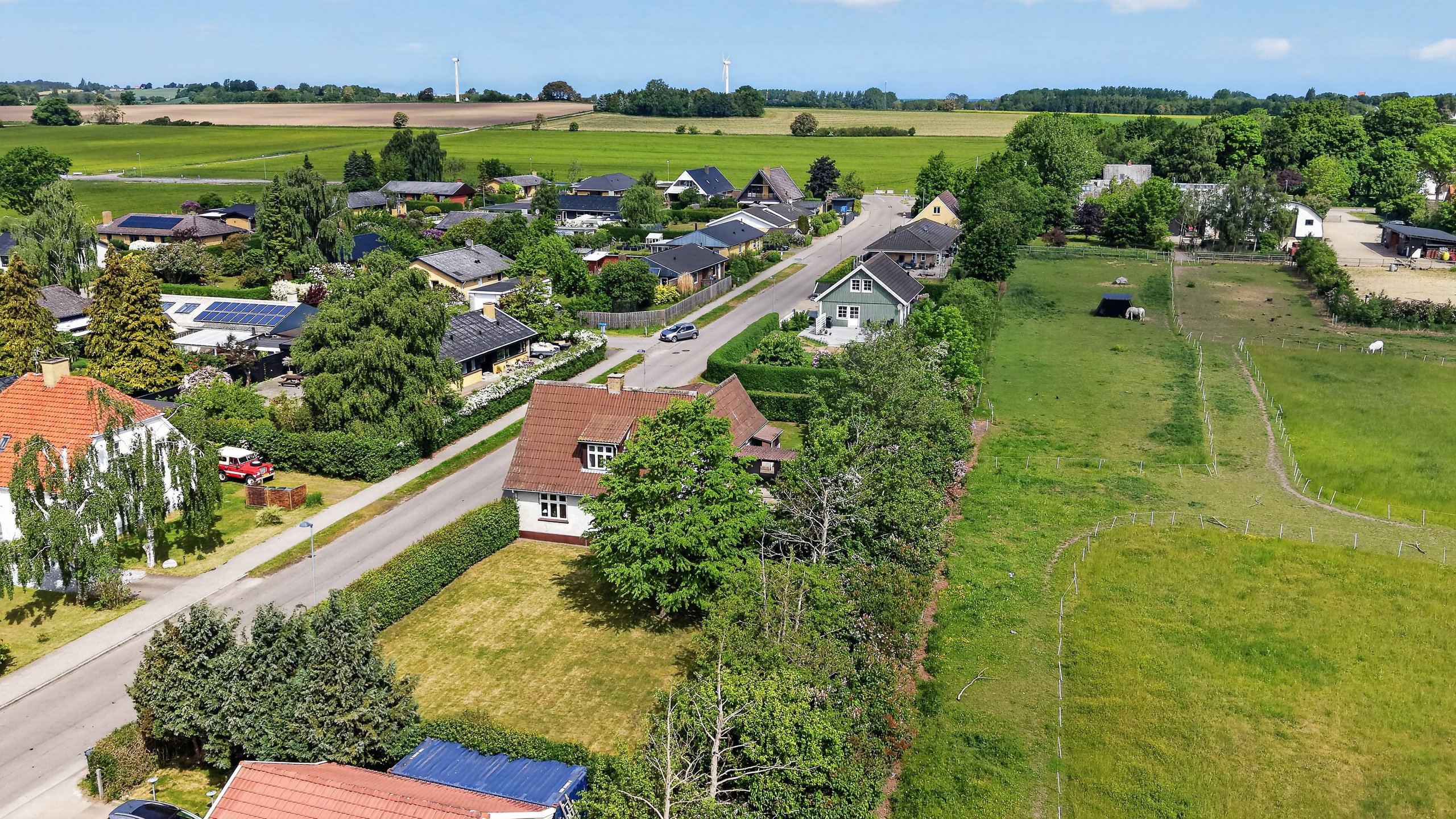 Fremhævet luftfoto billede i fuldskærmstilstand. Billede af Hørby Færgevej 11, Hørby, 4300 Holbæk