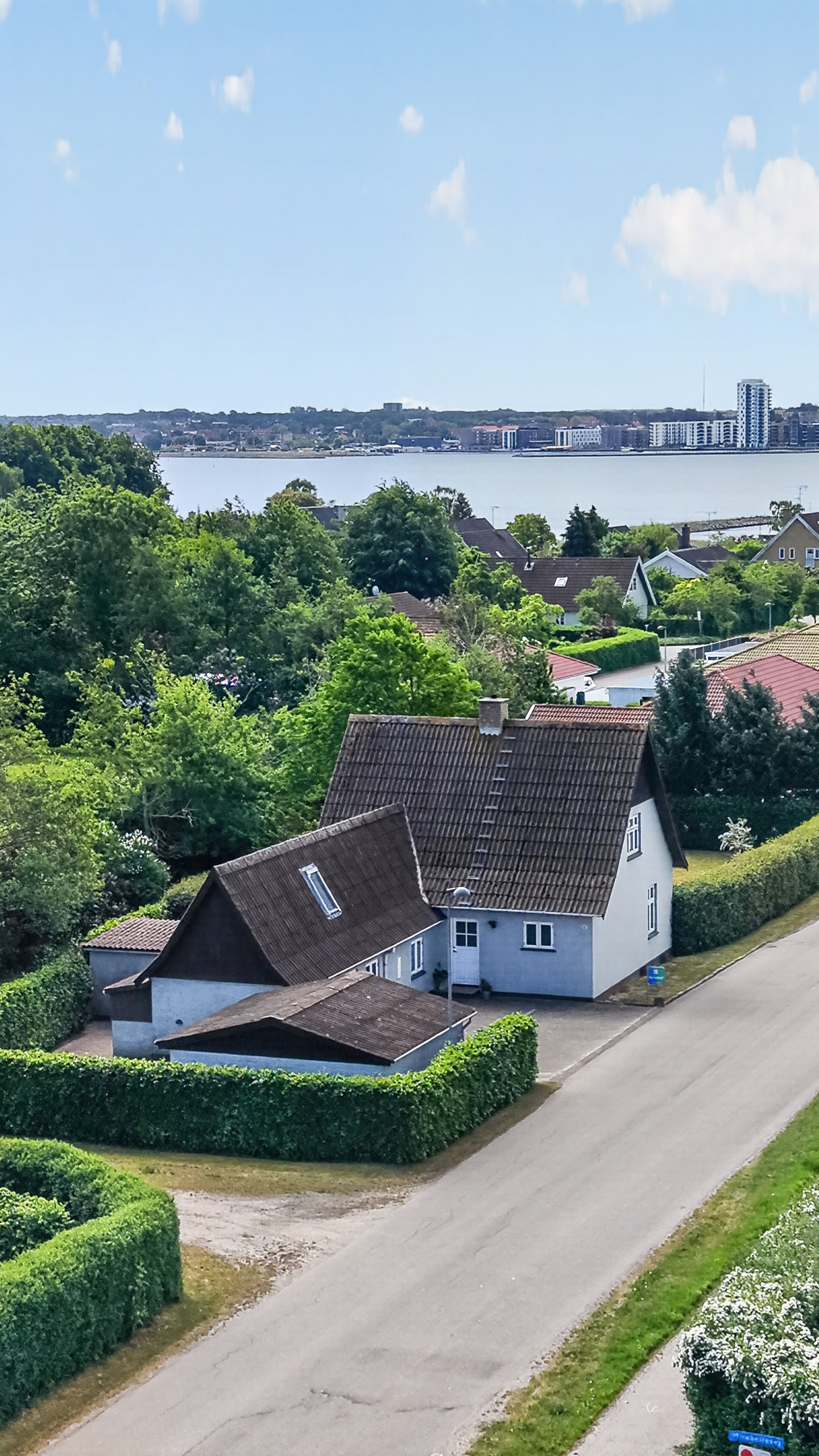 Fremhævet ejendommen billede i fuldskærmstilstand. Billede af Hørby Færgevej 11, Hørby, 4300 Holbæk