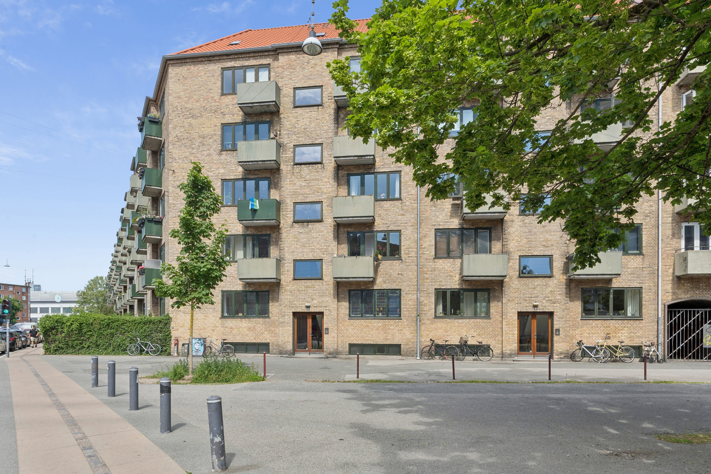Fremhævet facade billede i fuldskærmstilstand. Billede af Frankrigsgade 29, 2. tv., 2300 København S
