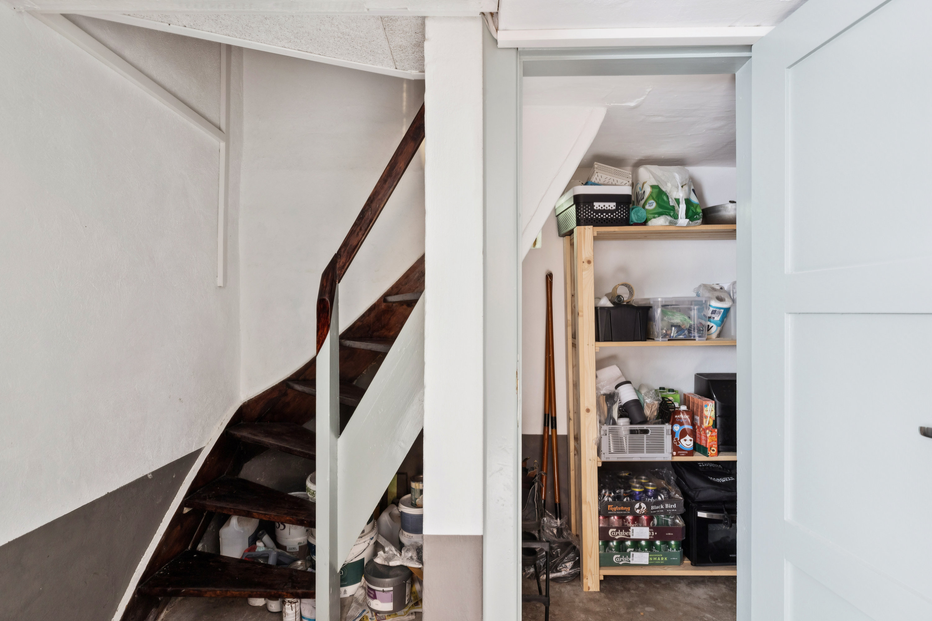 Fremhævet trappe billede i fuldskærmstilstand. Billede af Roagervej 263, Kirkeby, 6760 Ribe