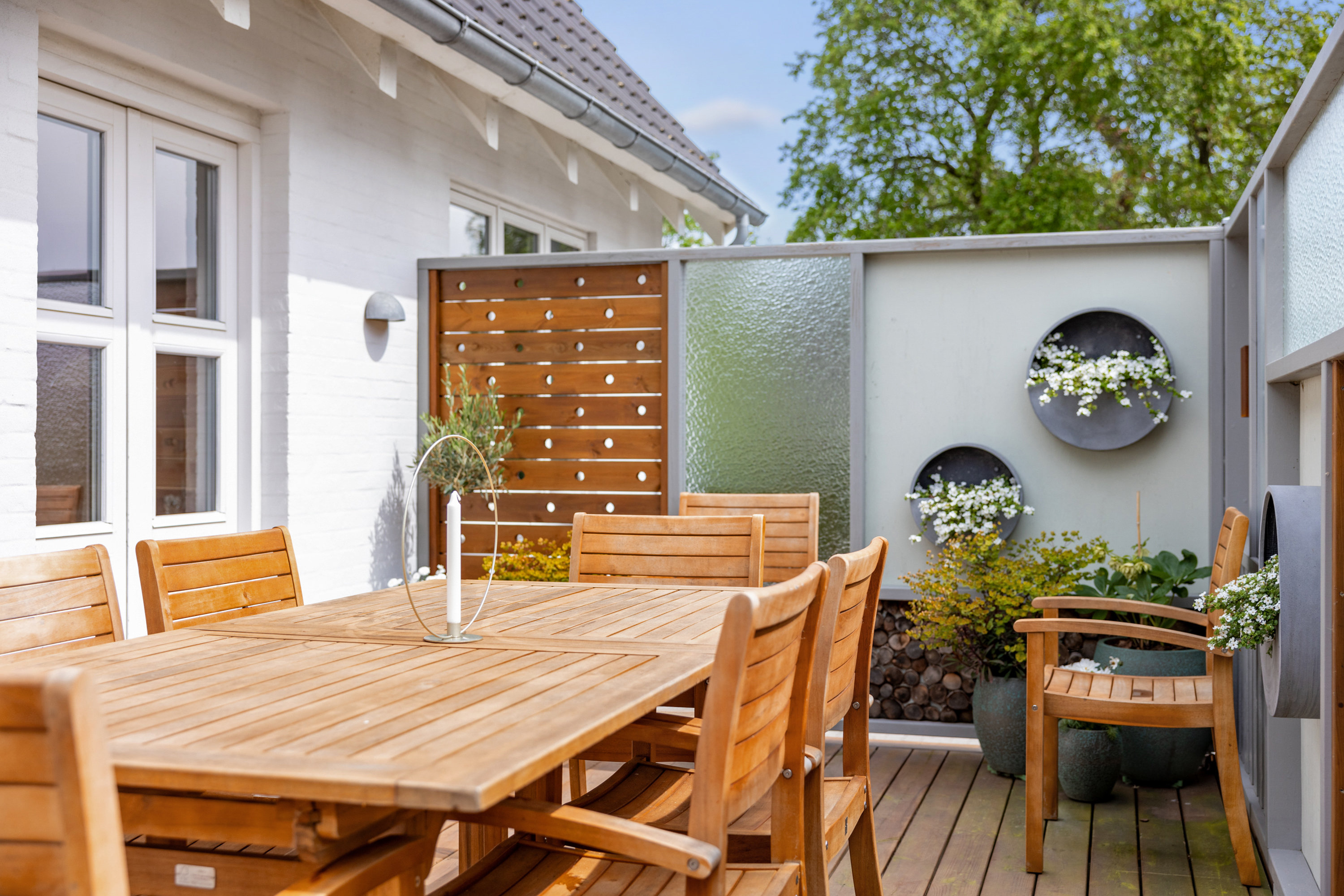 Fremhævet terrasse billede i fuldskærmstilstand. Billede af Rosevej 37, 9900 Frederikshavn
